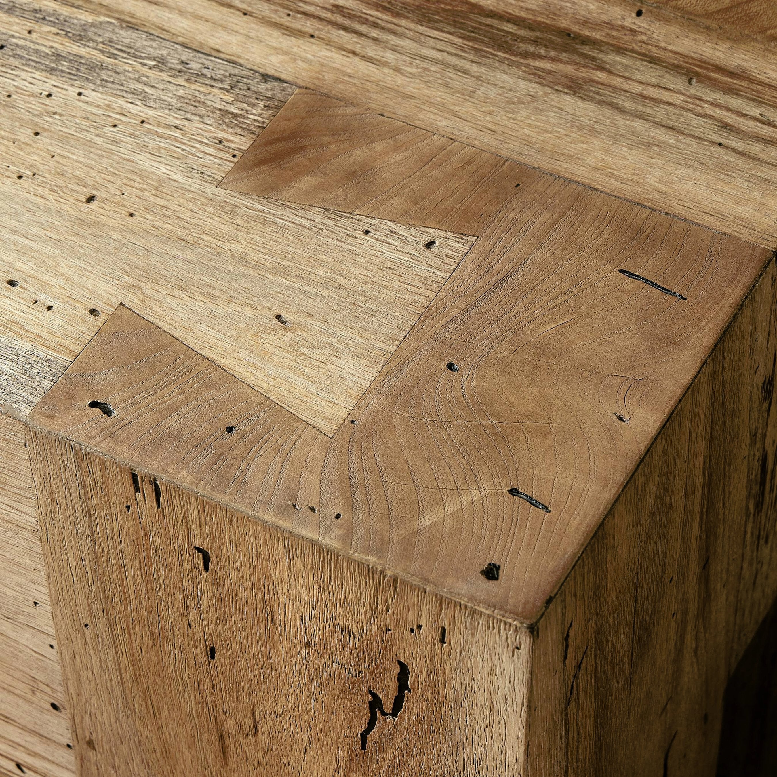 Abaso Accent Bench - Image 24