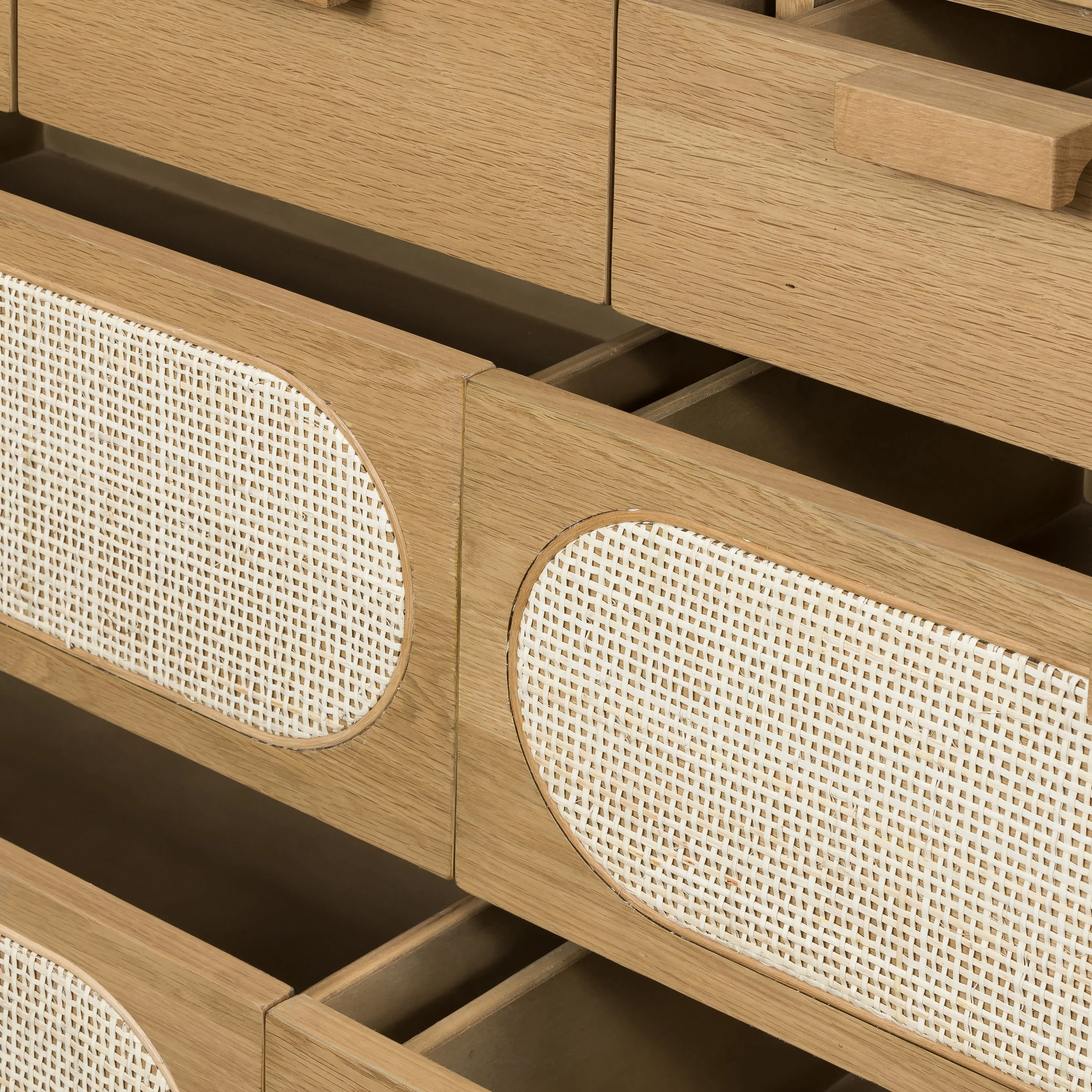 Allegra 8 Drawer Dresser - Image 11