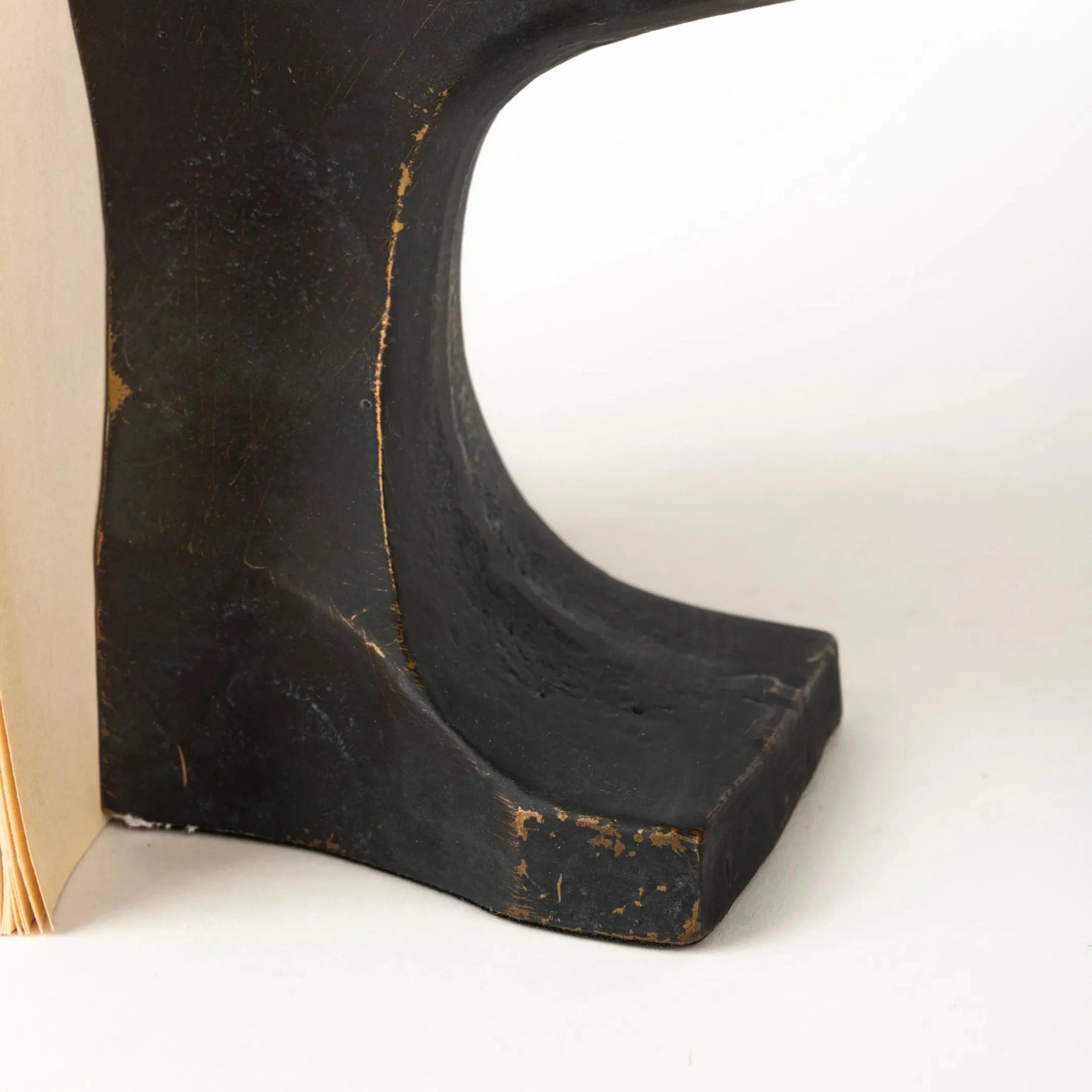 Anvilia Anvil Shaped Bookends - Image 9