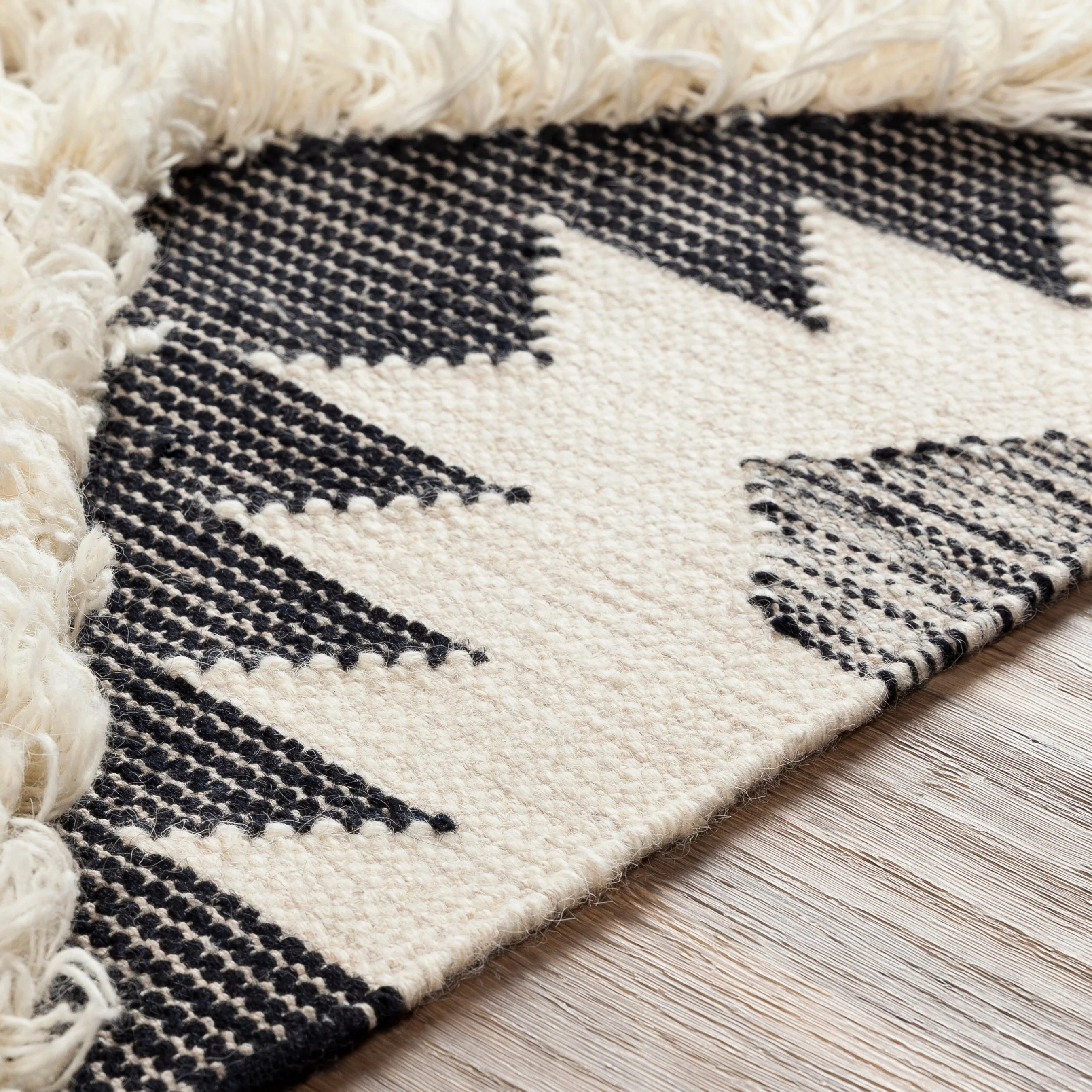 Apache APA-2303 Rug - Image 10
