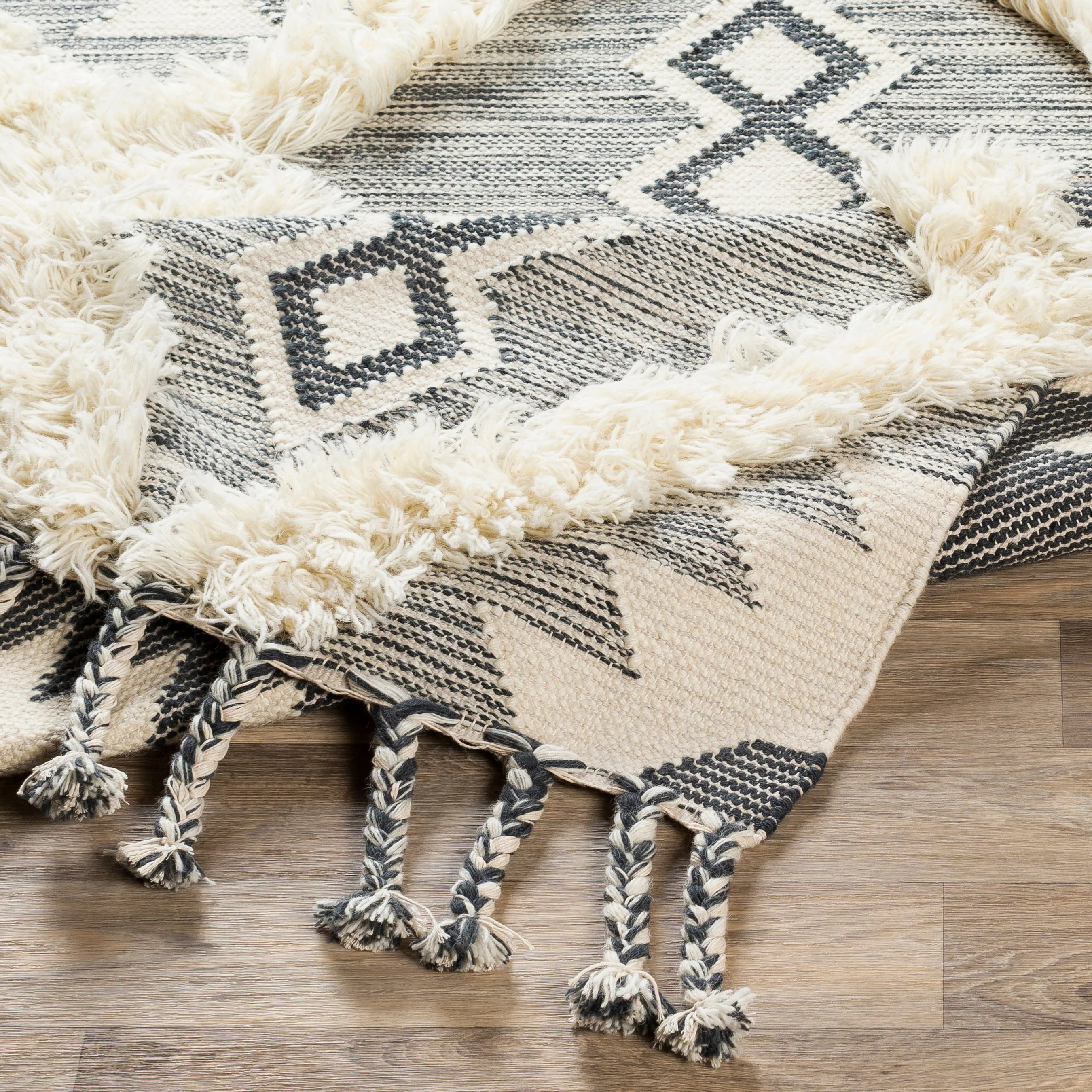 Apache APA-2303 Rug - Image 19