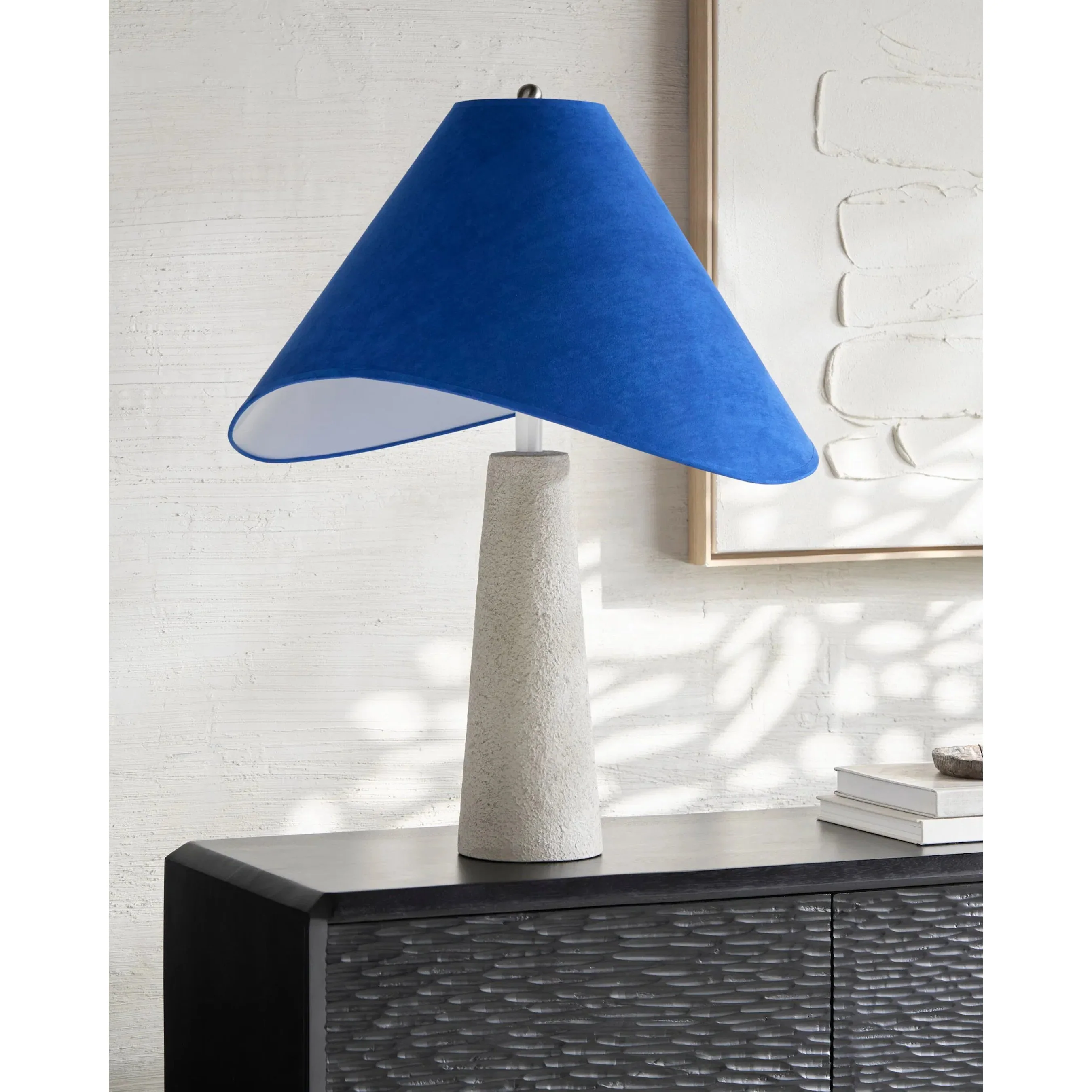 Apuila Accent Table Lamp - Image 31