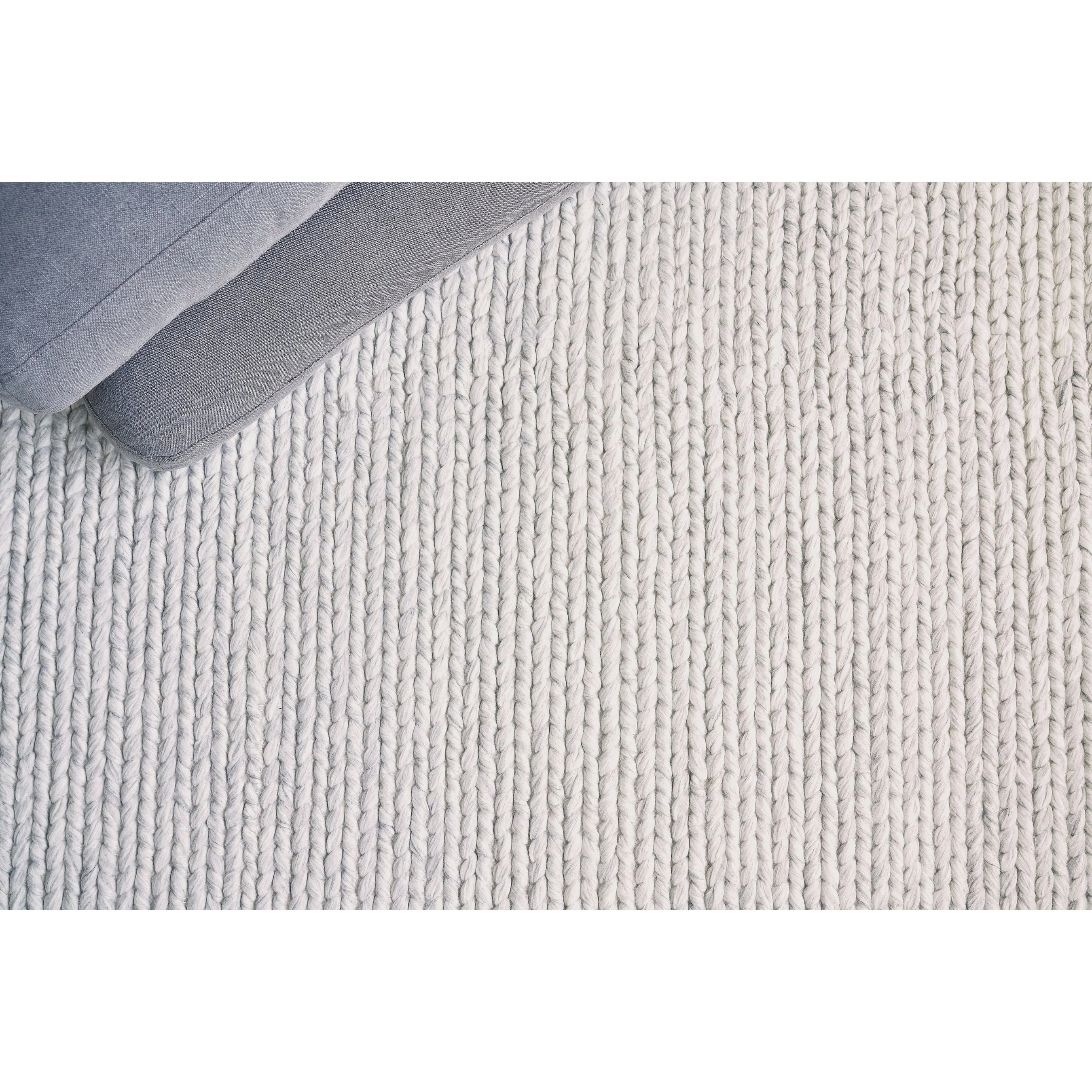 Arlow Rug - Image 40