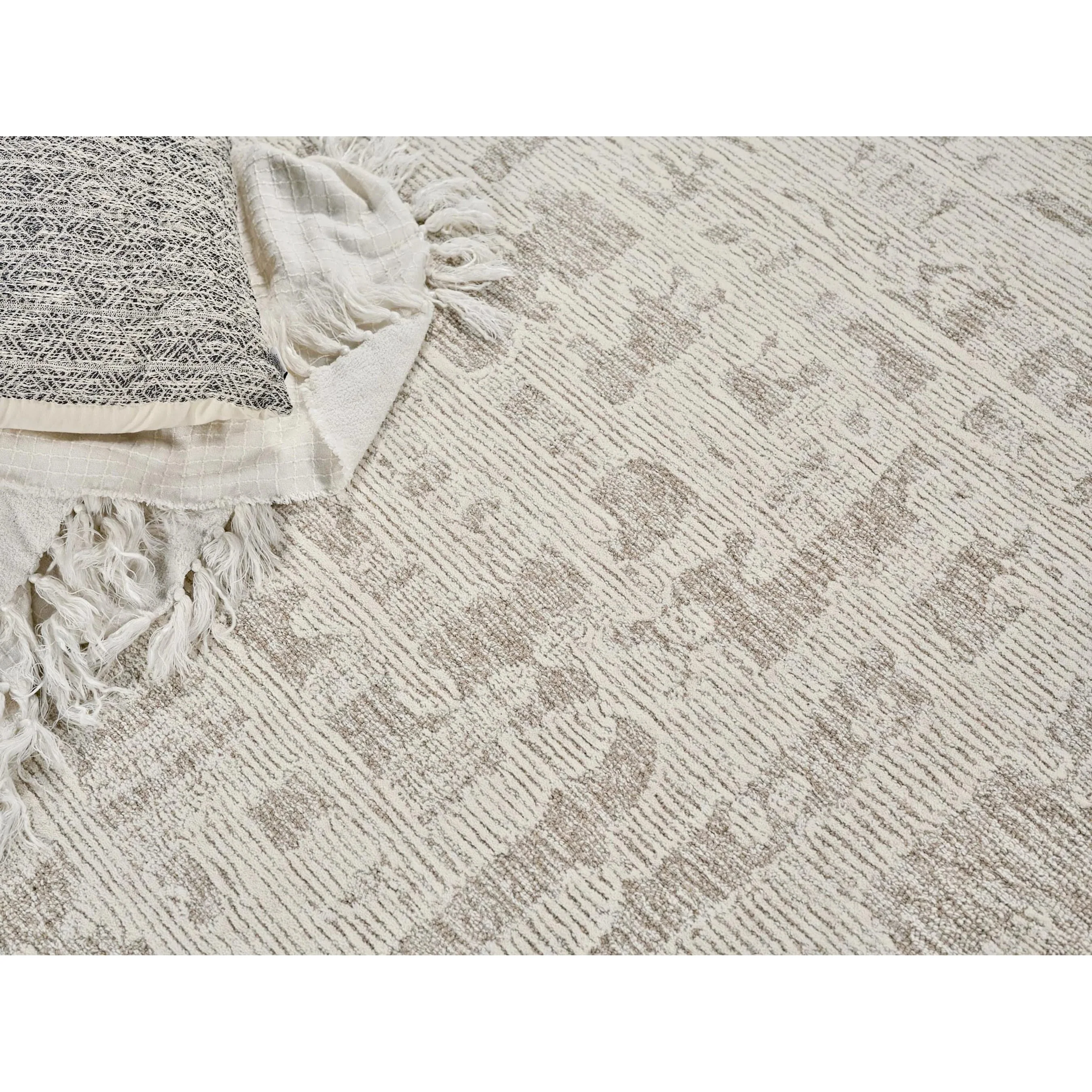 Aspen Rug - Image 35