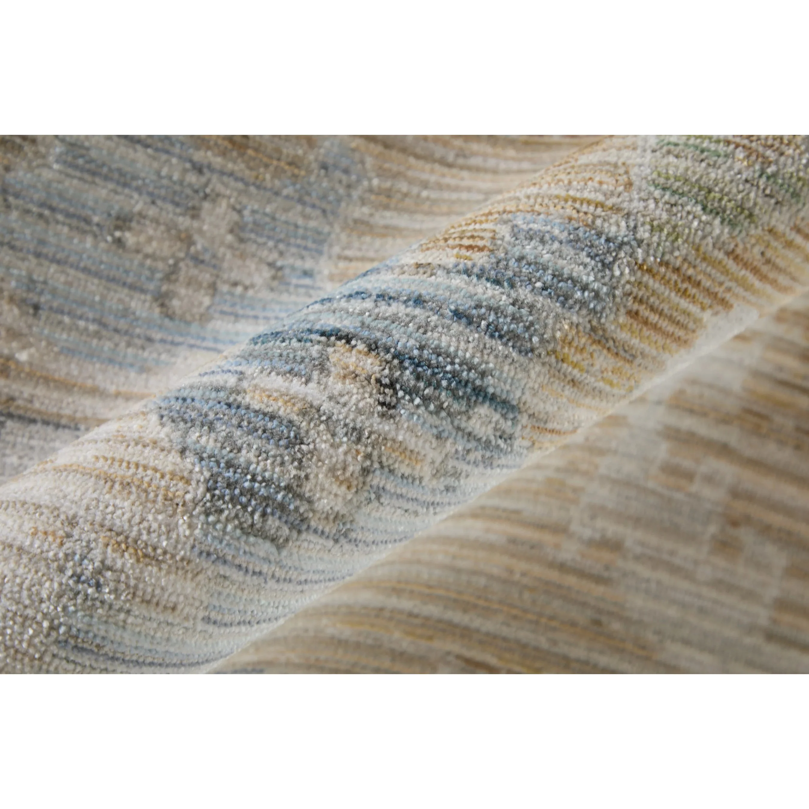 Augustine Traditional & Botanical AUG39TXF Rug - Image 3