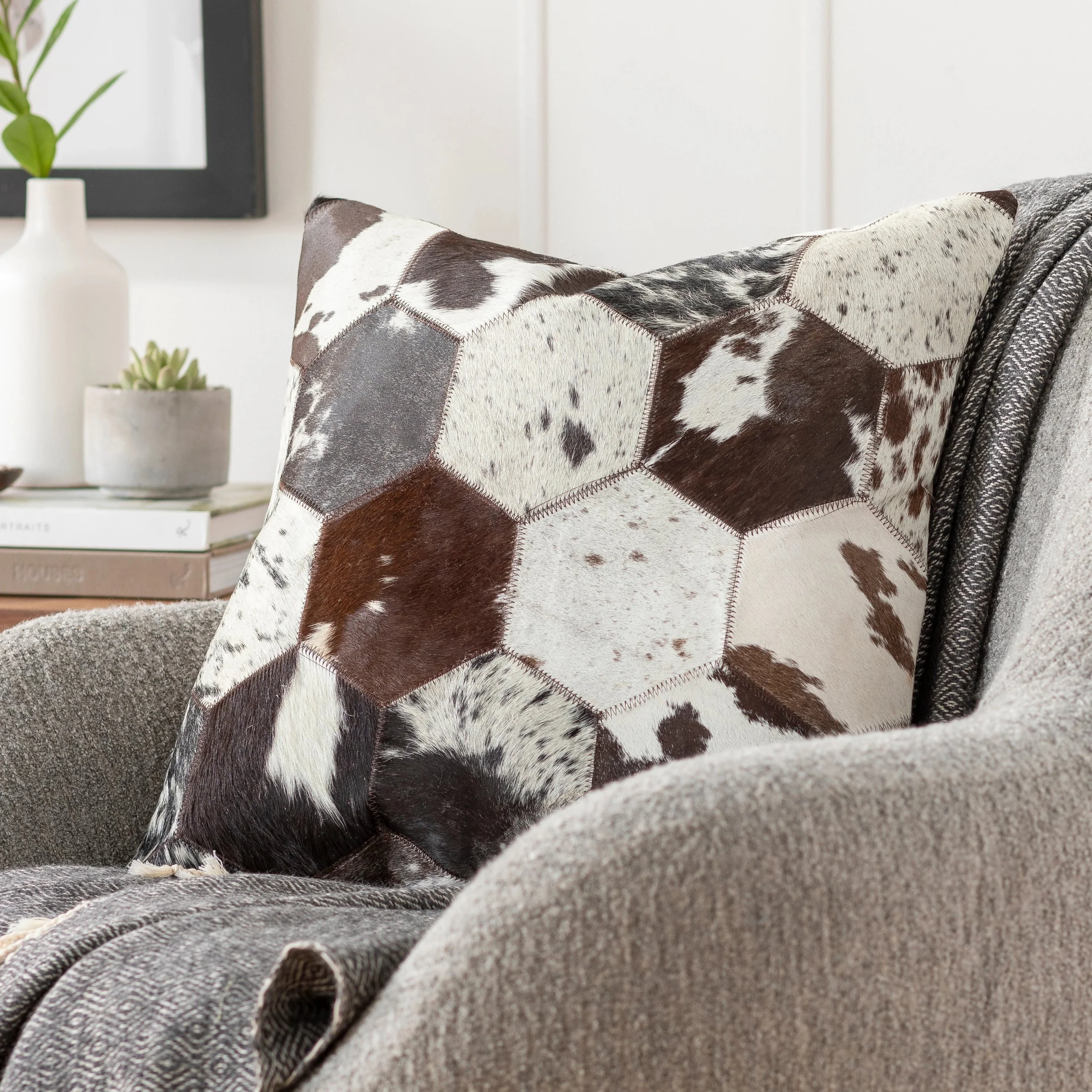 Avani Pillow - 32855 - Image 4