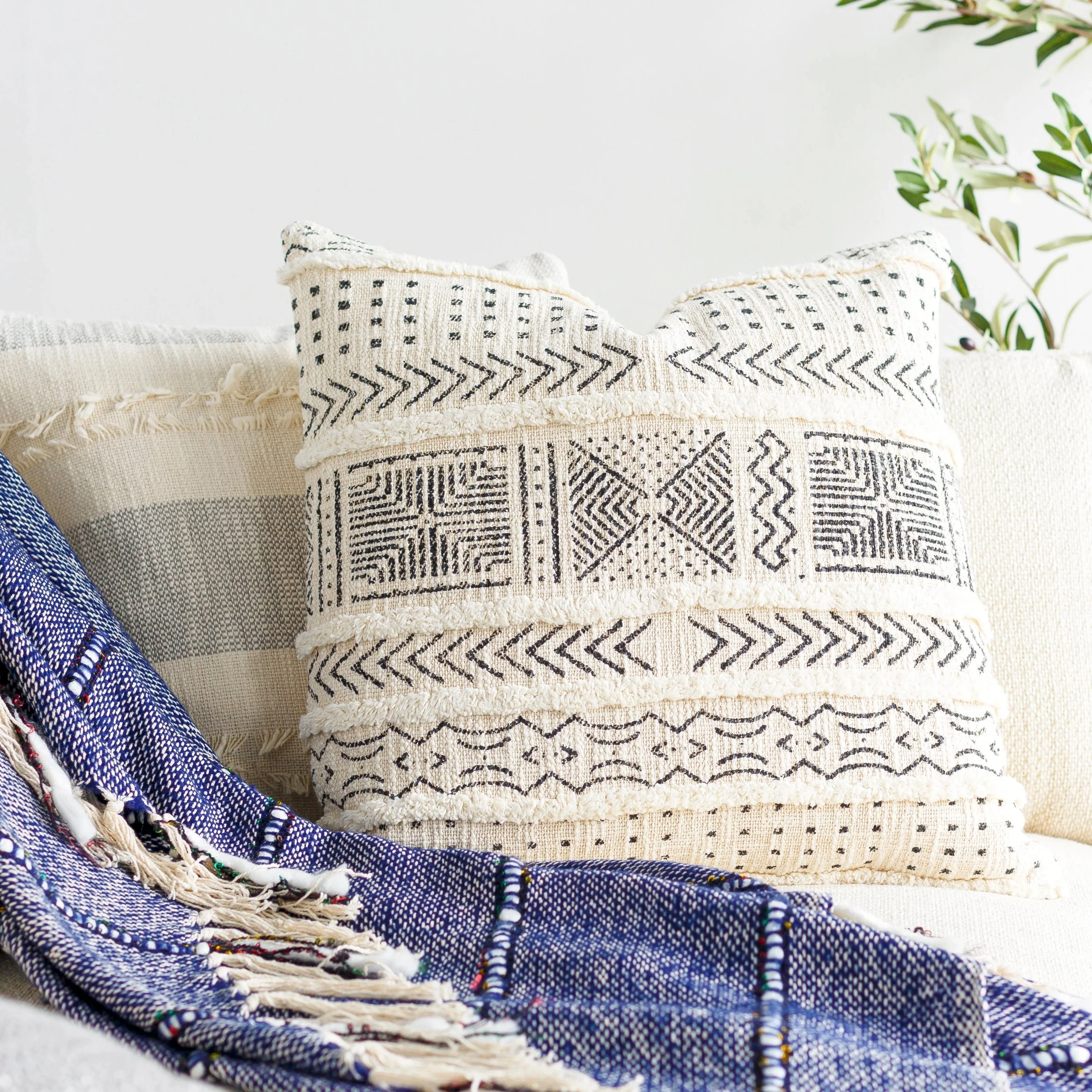 Azibo Pillow - 32147 - Image 5
