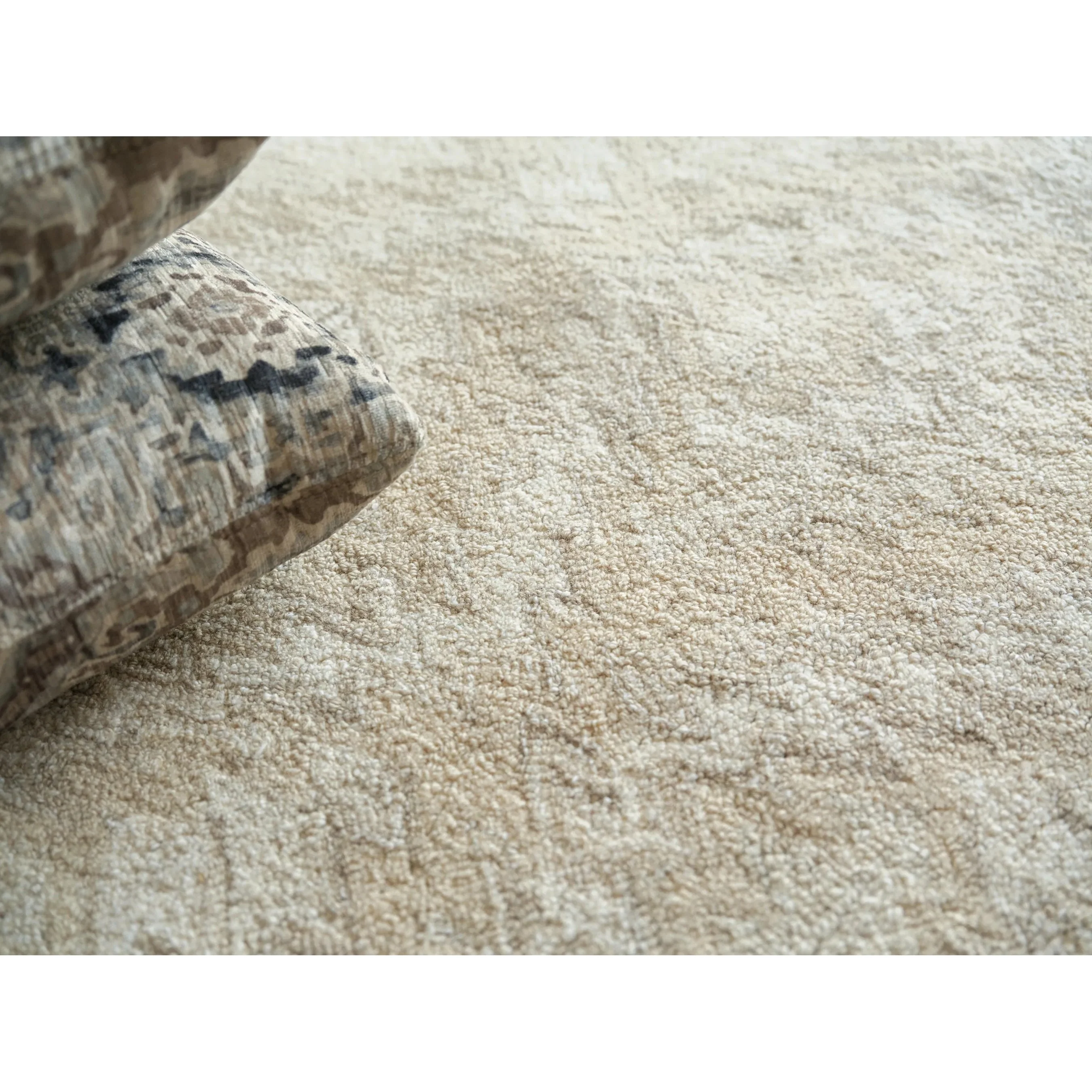 Bargello Rug - Image 38