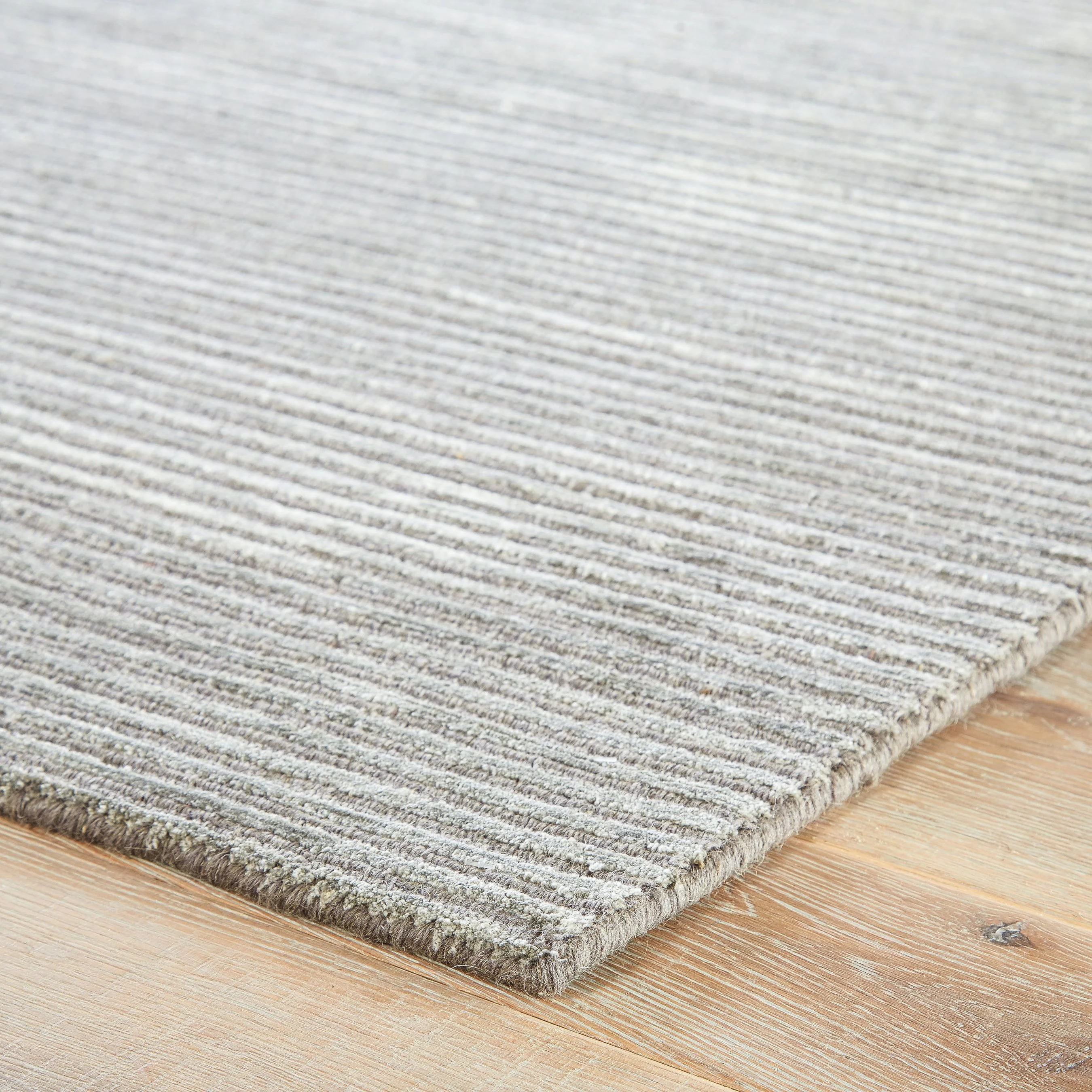 Basis BI32 Rug - Image 35