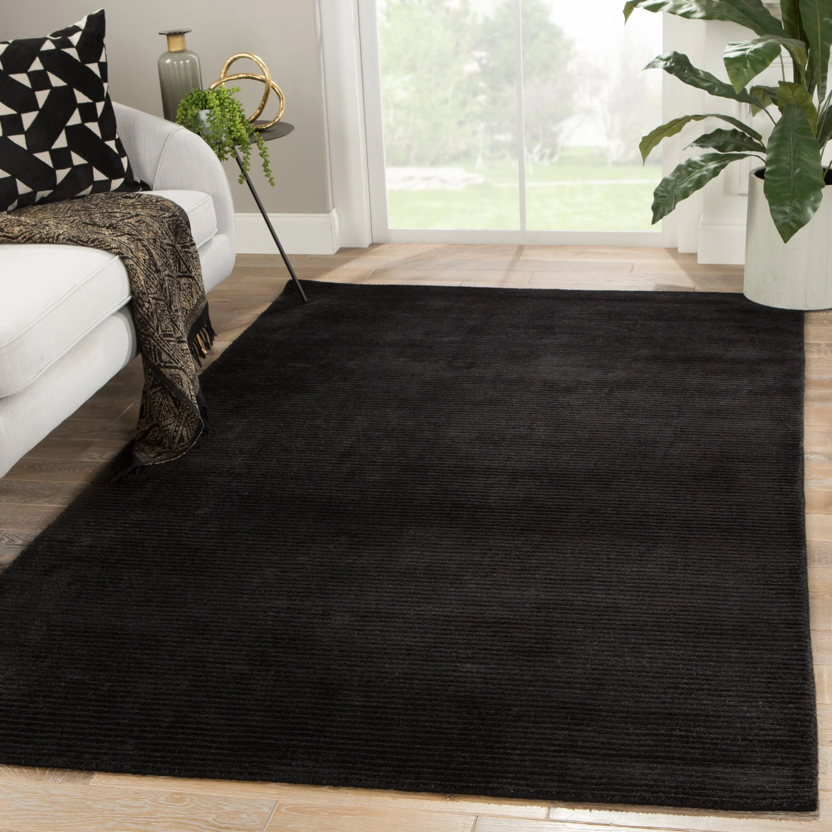Basis BI32 Rug - Image 47