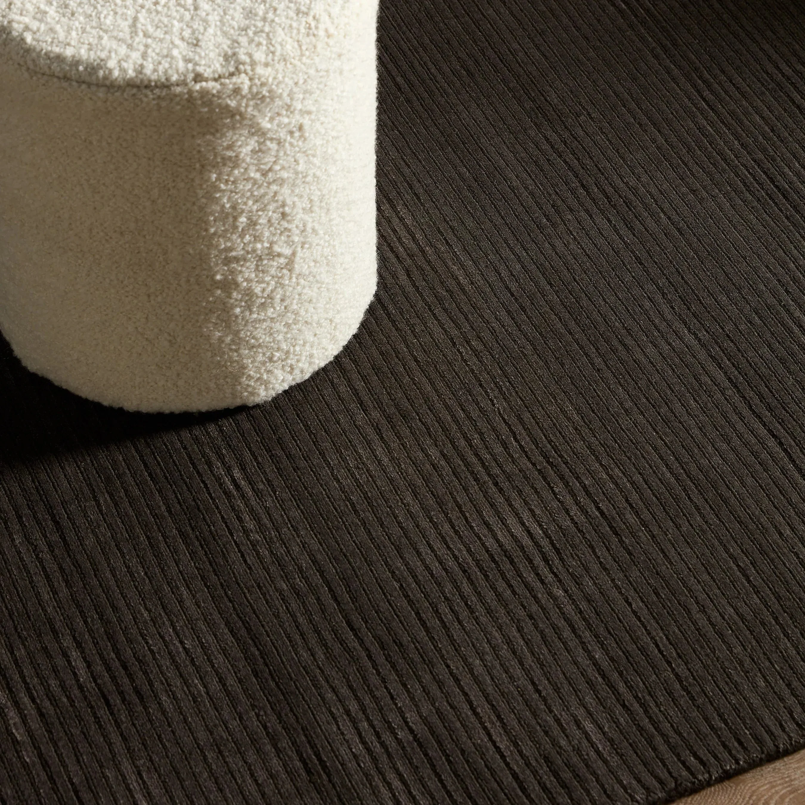 Basis BI32 Rug - Image 49
