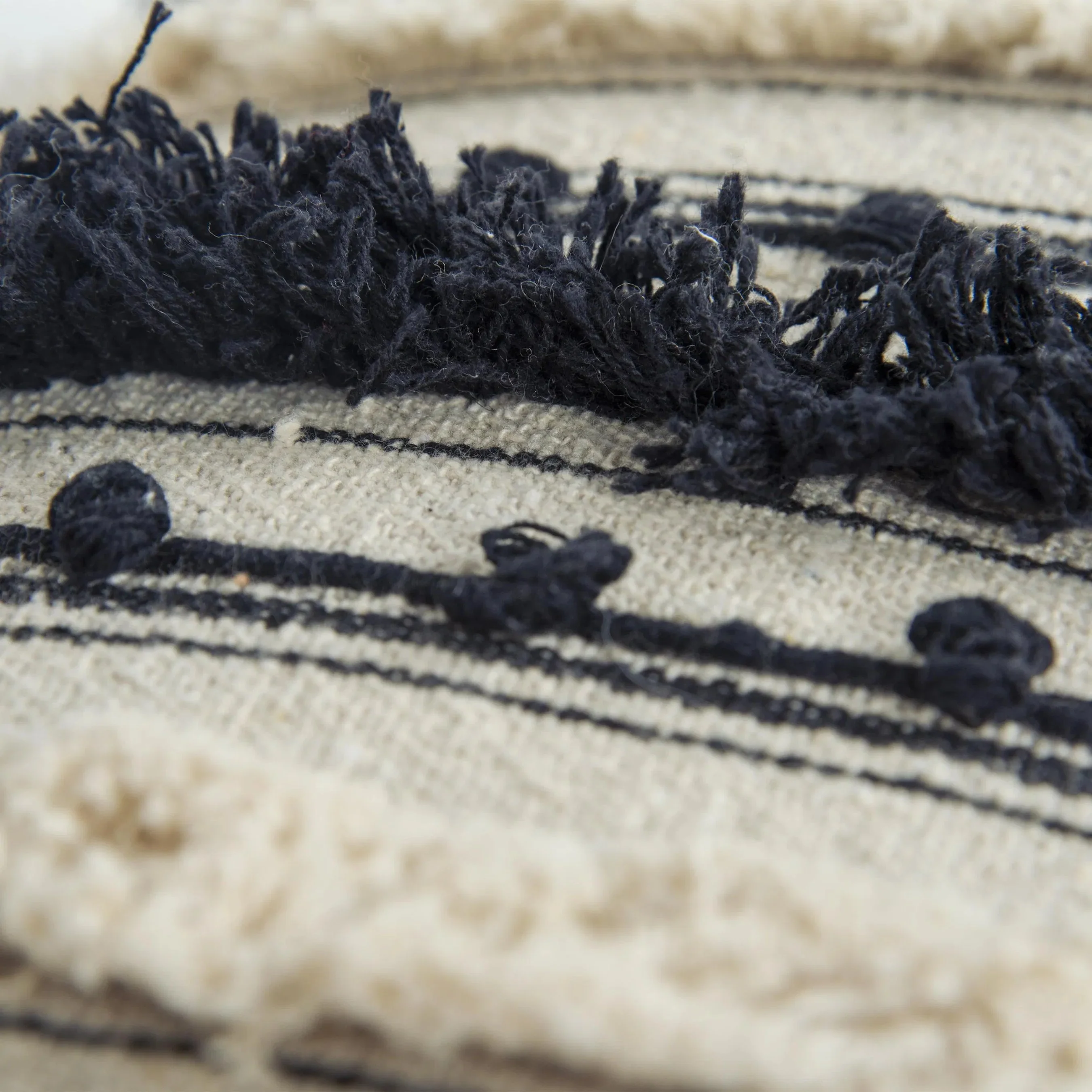 Beadle Pillow - Image 2