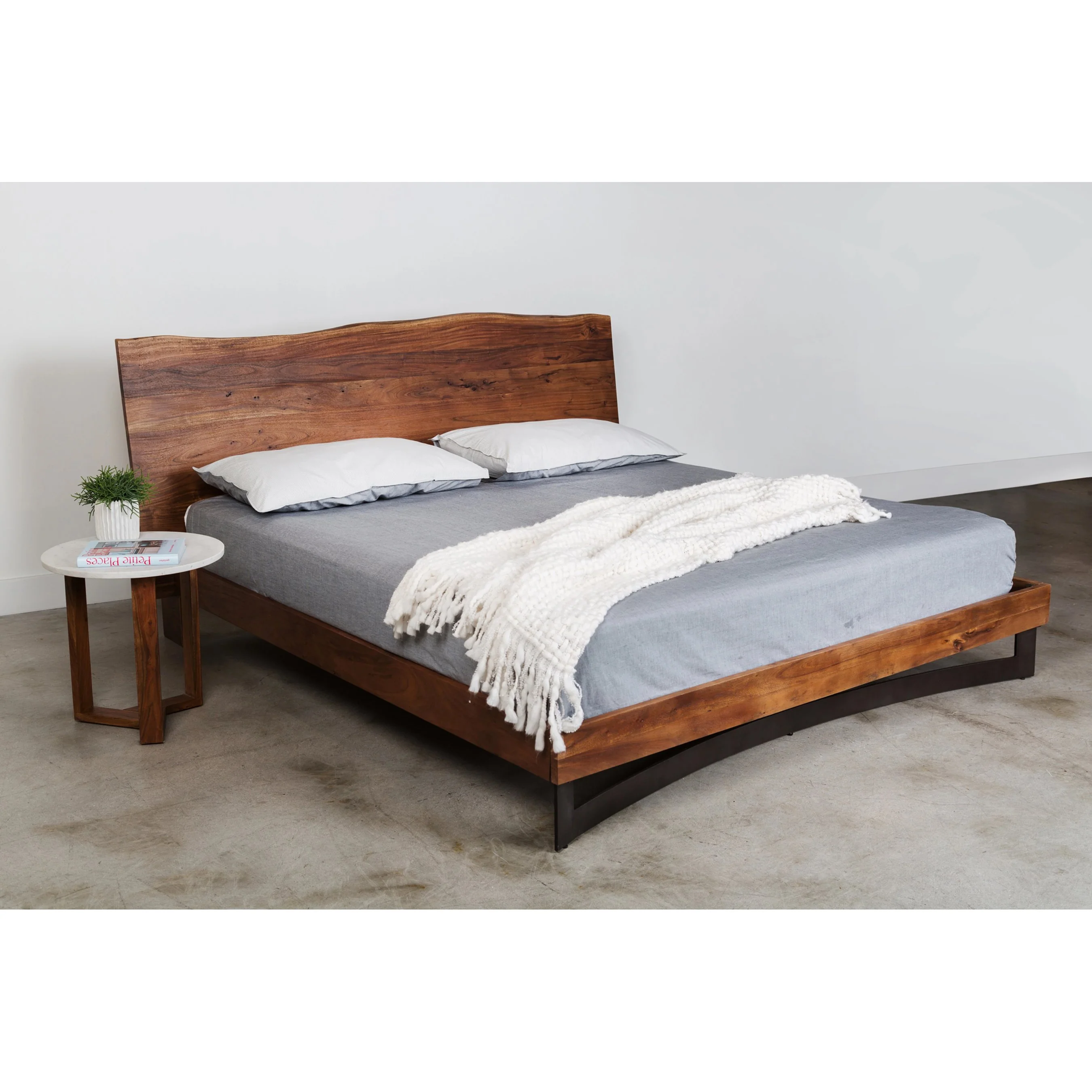 Bent Bed - Image 11