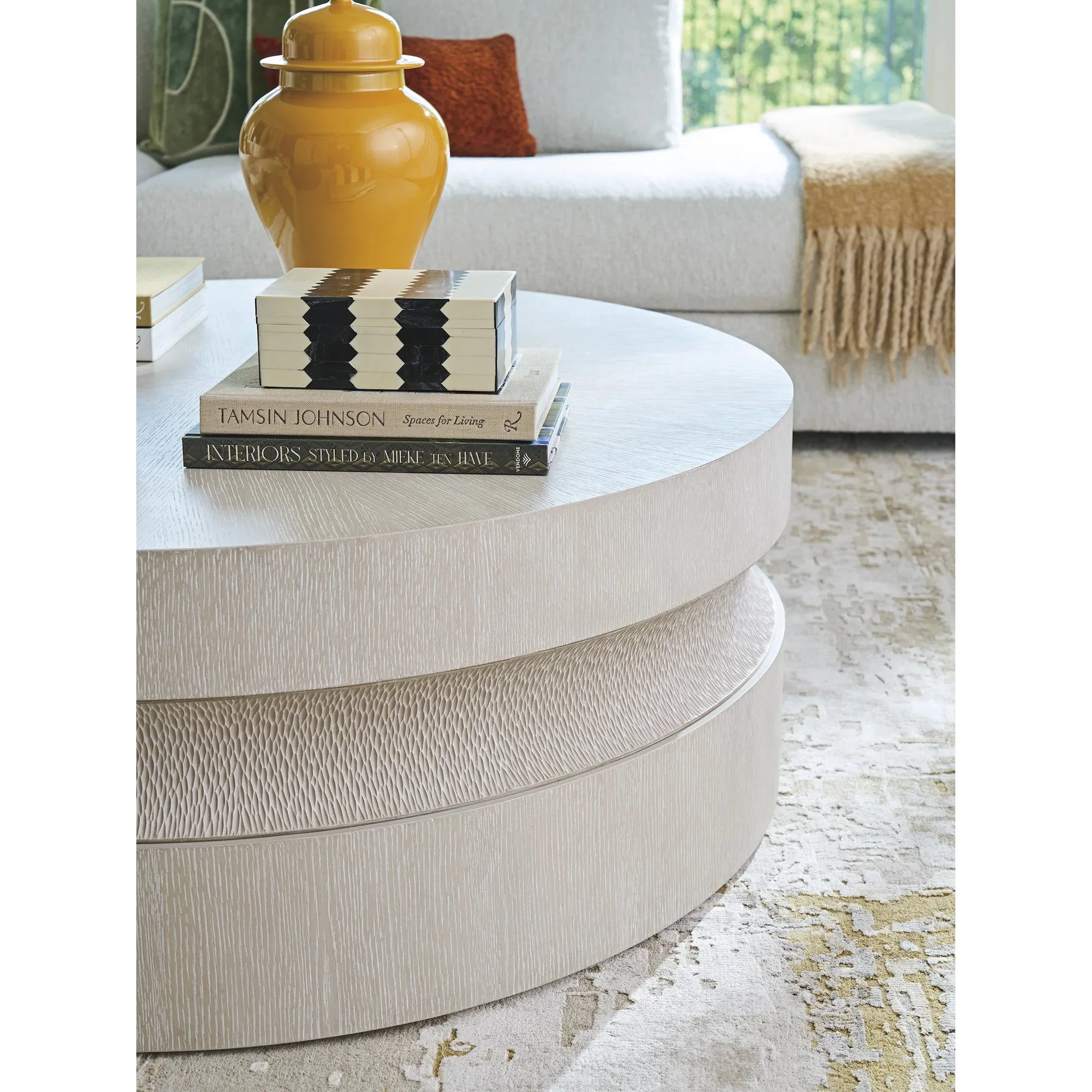 Bianca Round Cocktail Table - Image 4