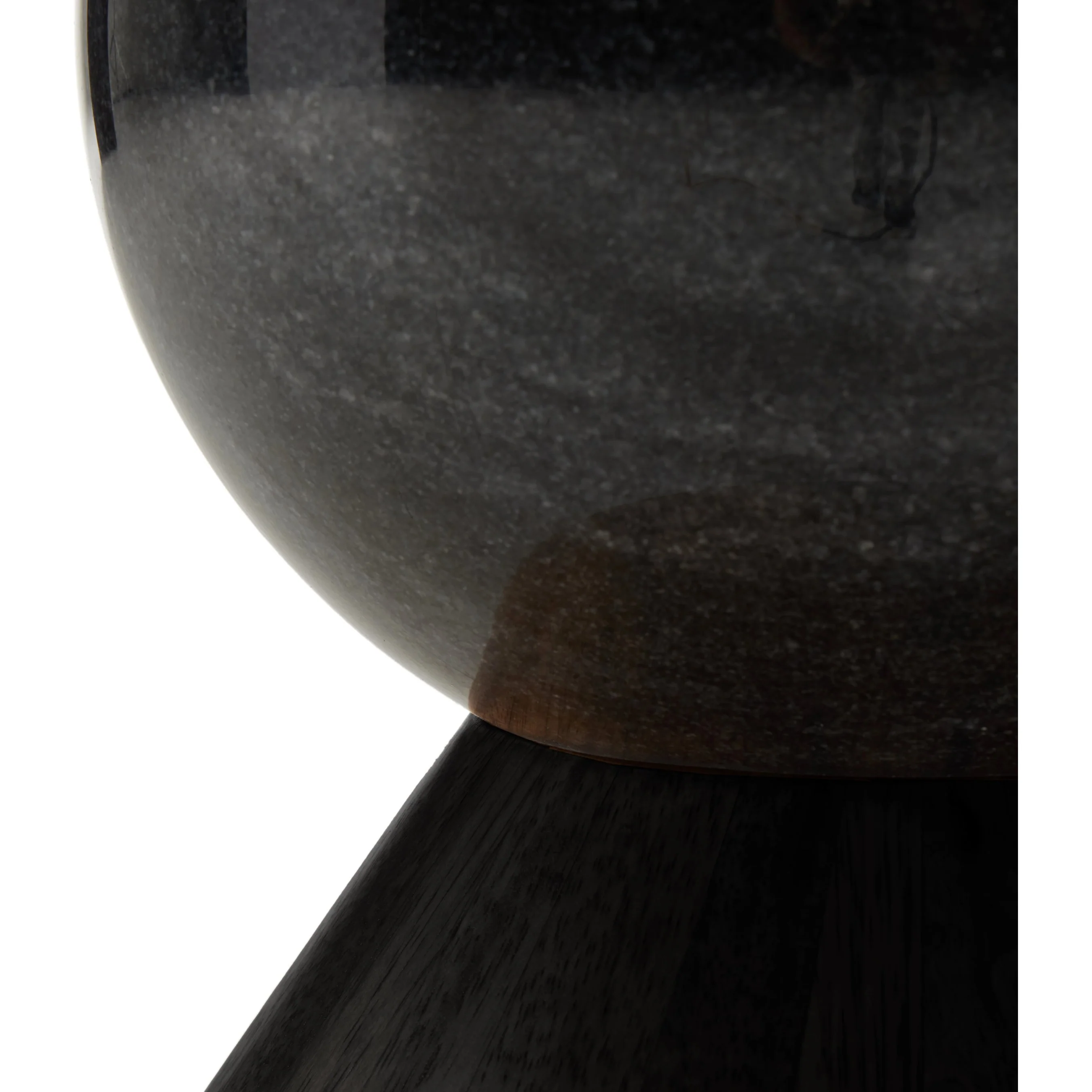 Bibianna Dining Table - Image 17