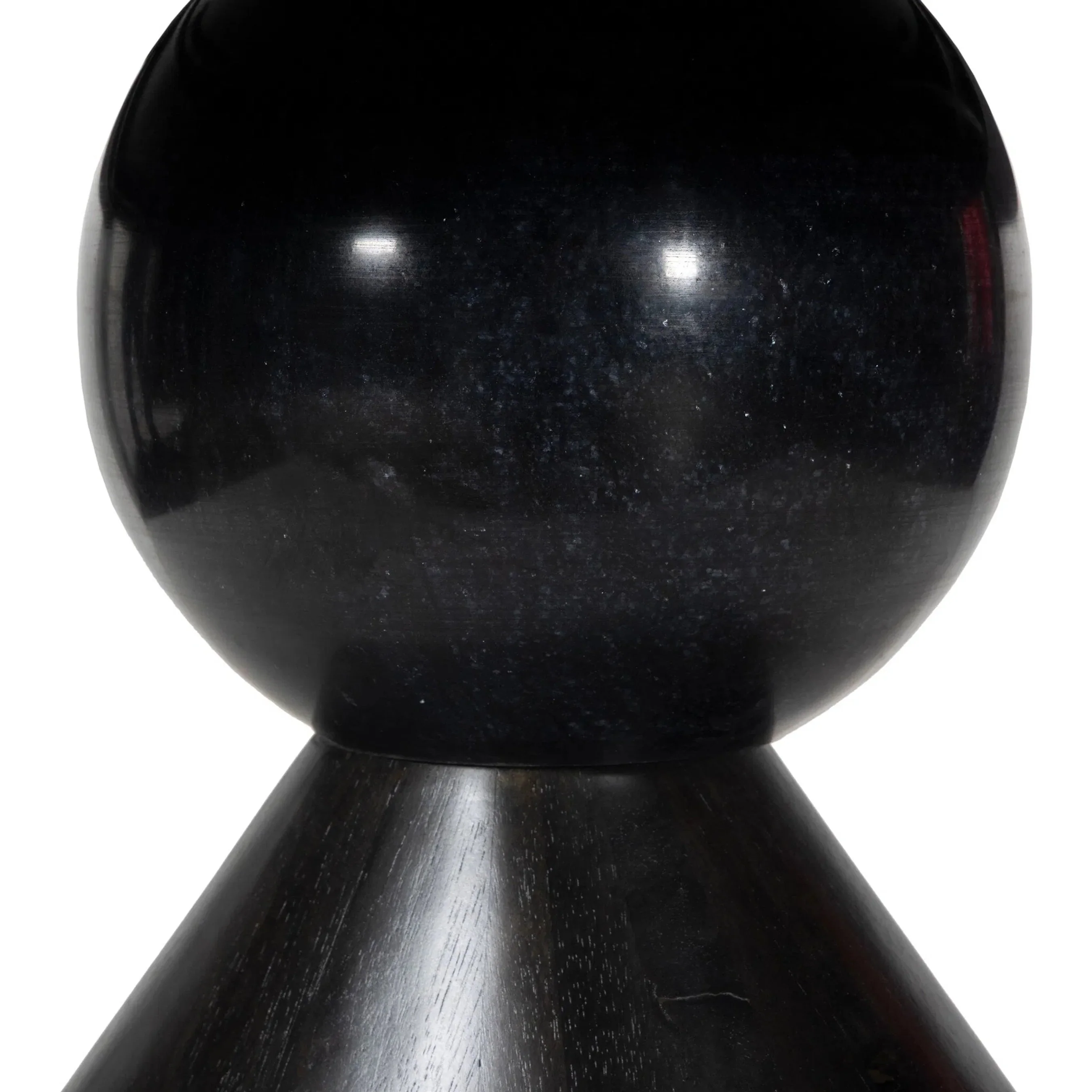 Bibianna Oval Dining Table - Image 15