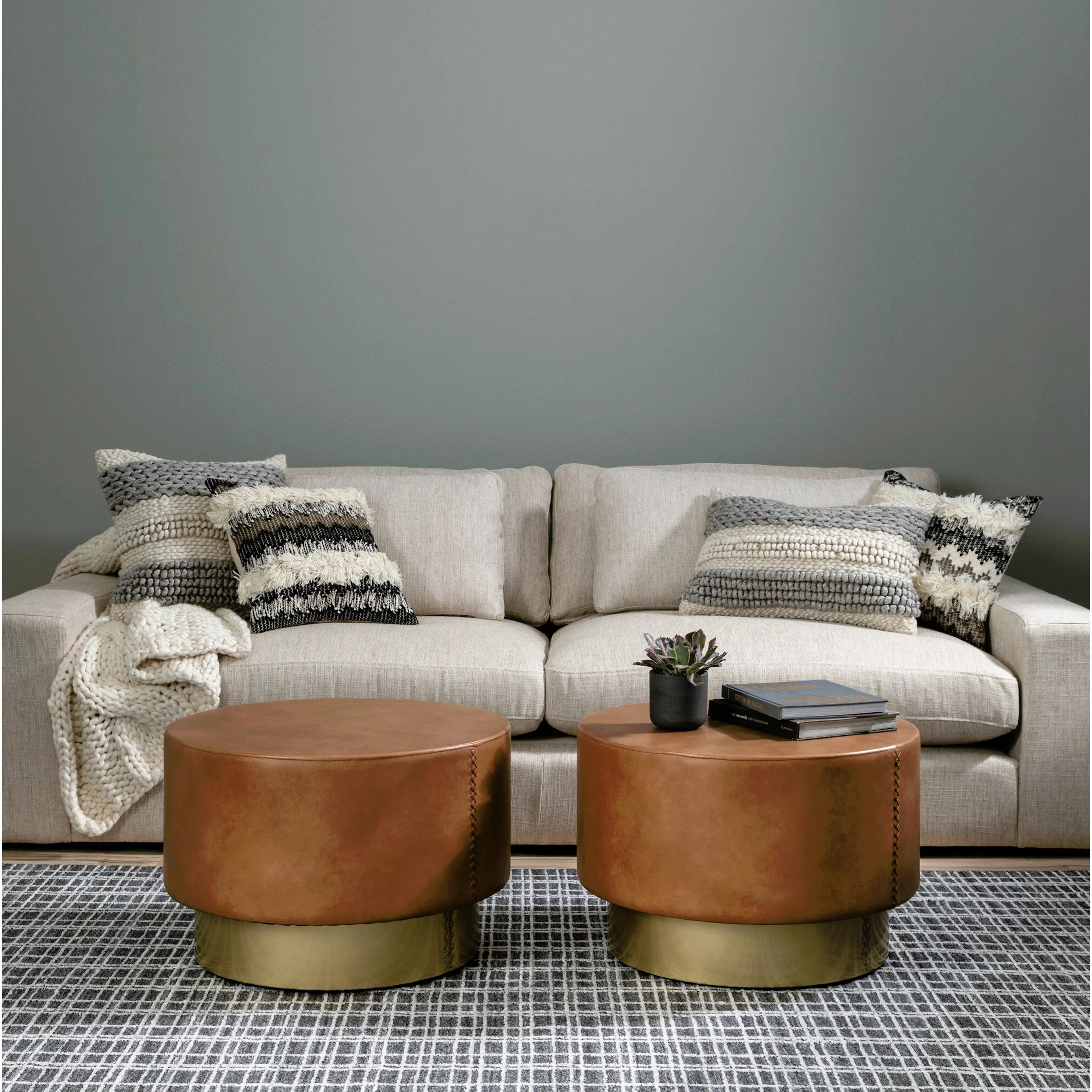 Bloor Sofa - Image 14