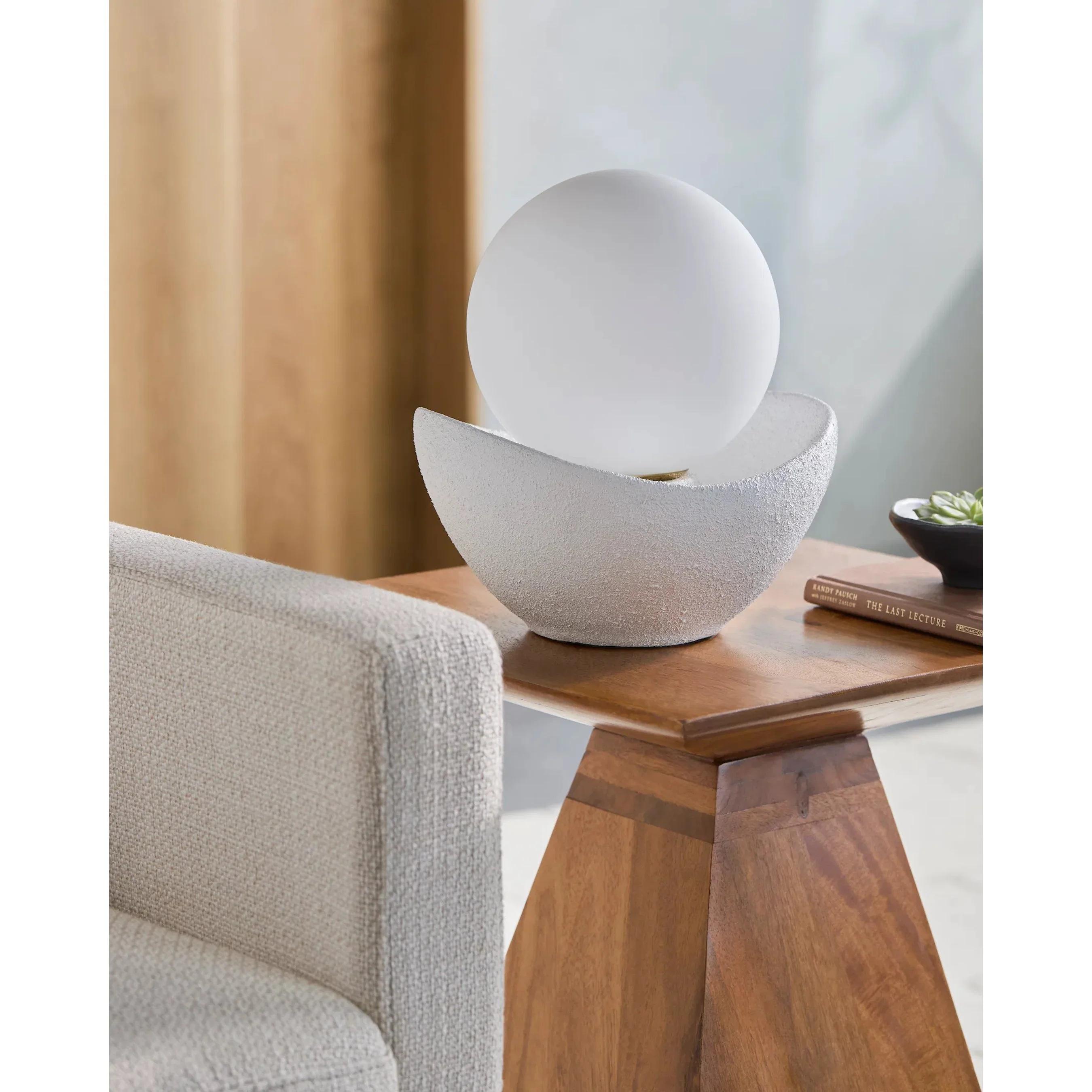 Bocca Accent Table Lamp - Image 3