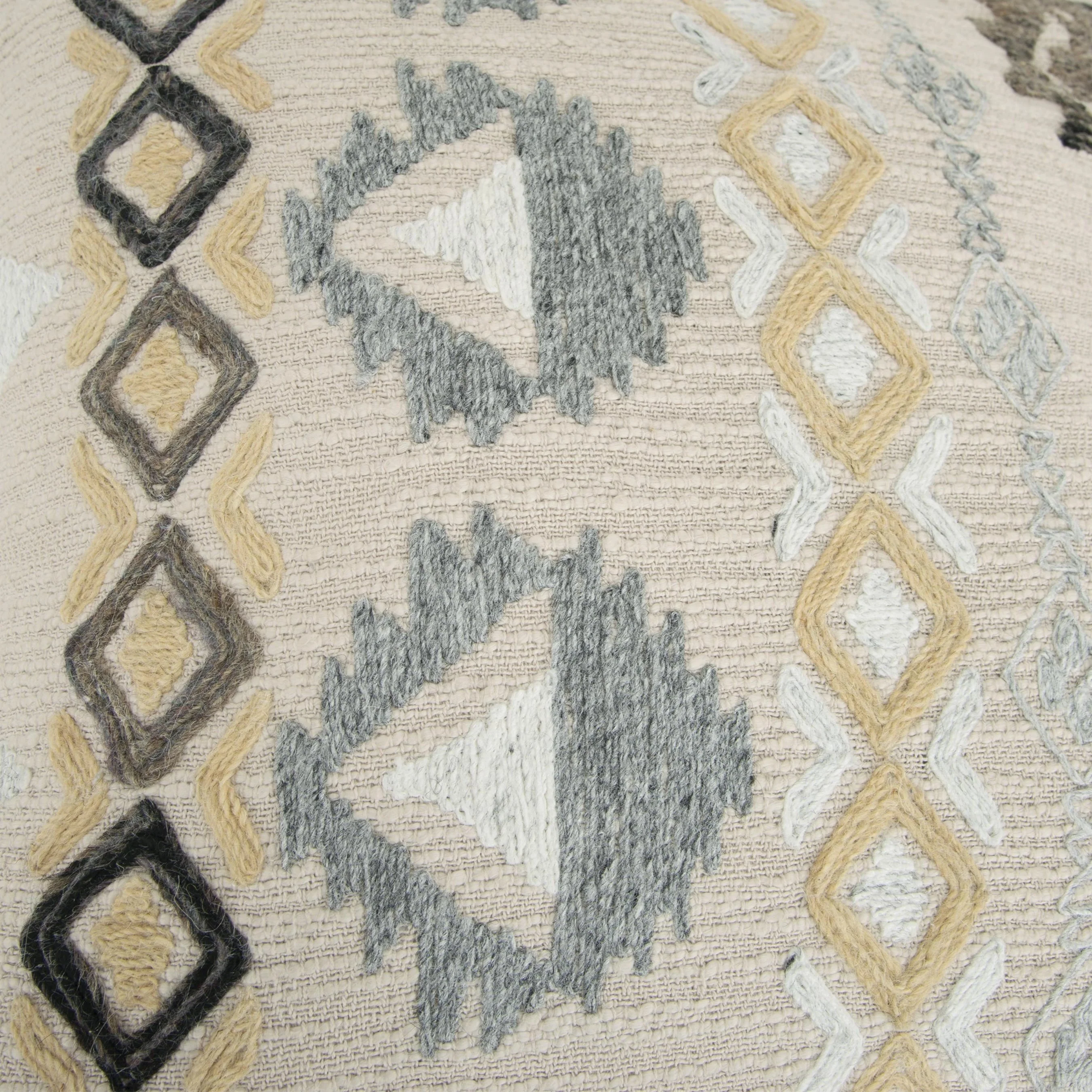 Bowcreek Pillow - Image 4