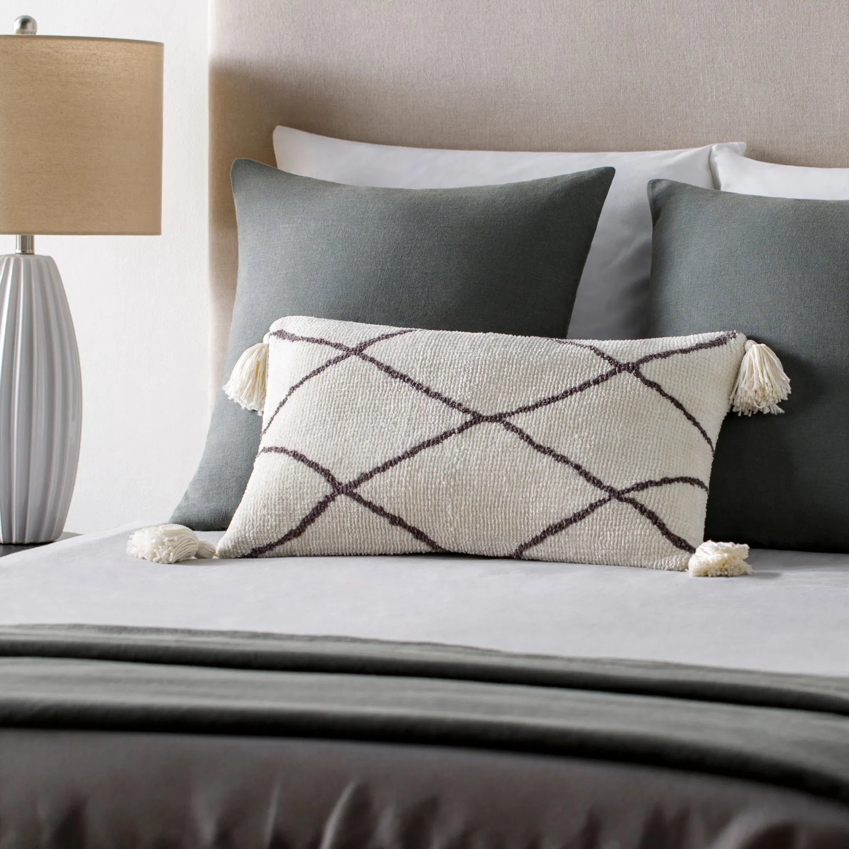 Braith Pillow - 21681 - Image 3