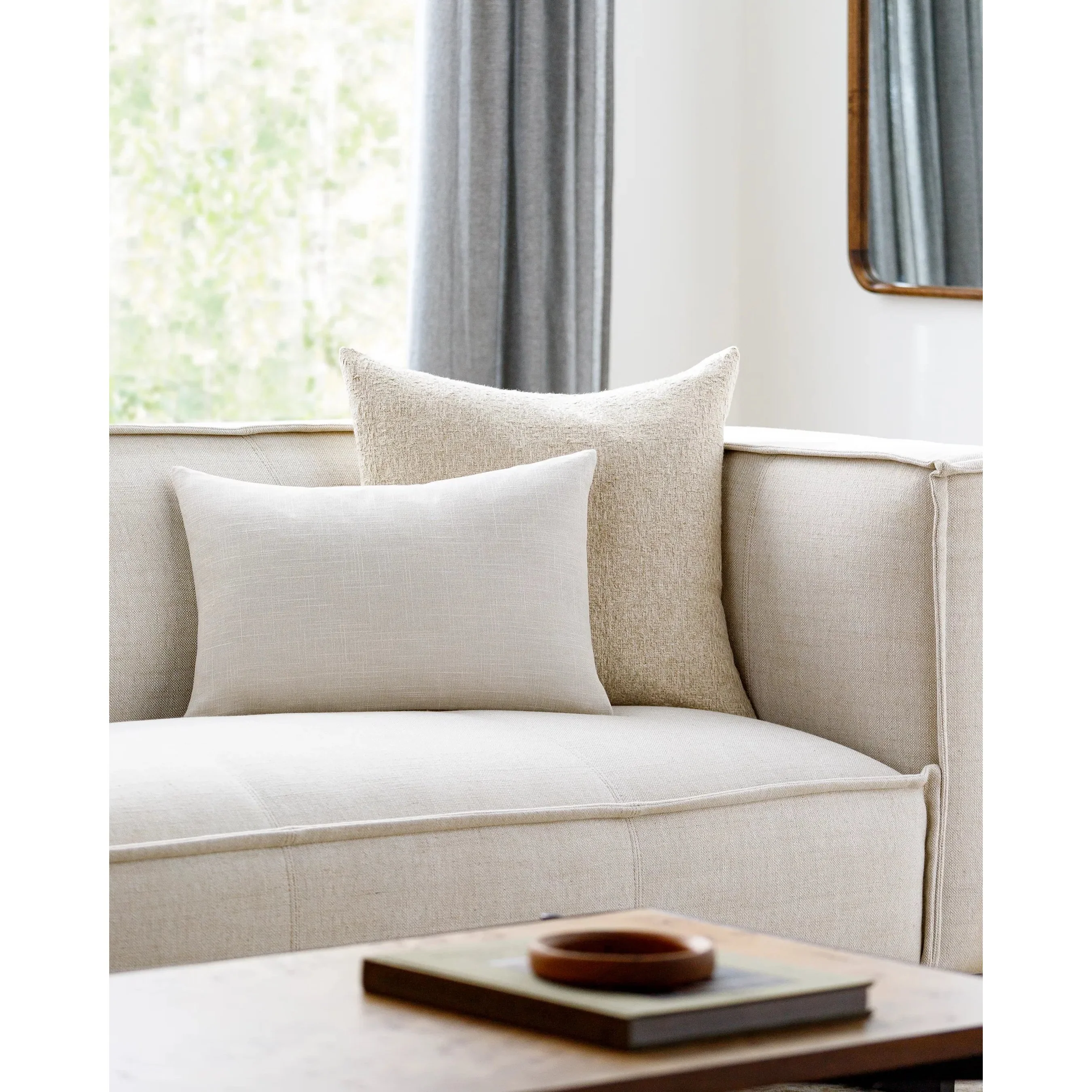 Brandon Pillow - 495176 - Image 16