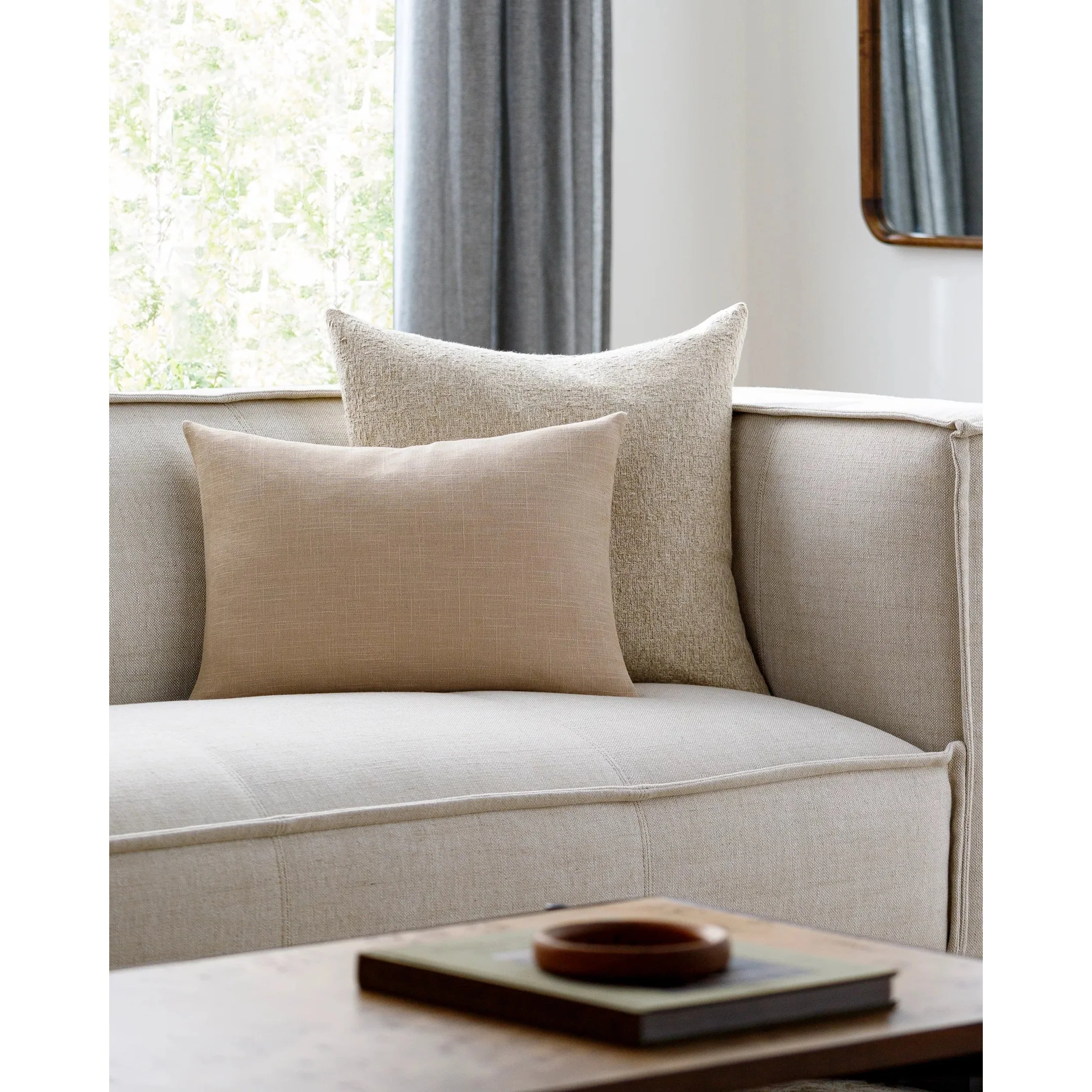 Brandon Pillow - 495176 - Image 17