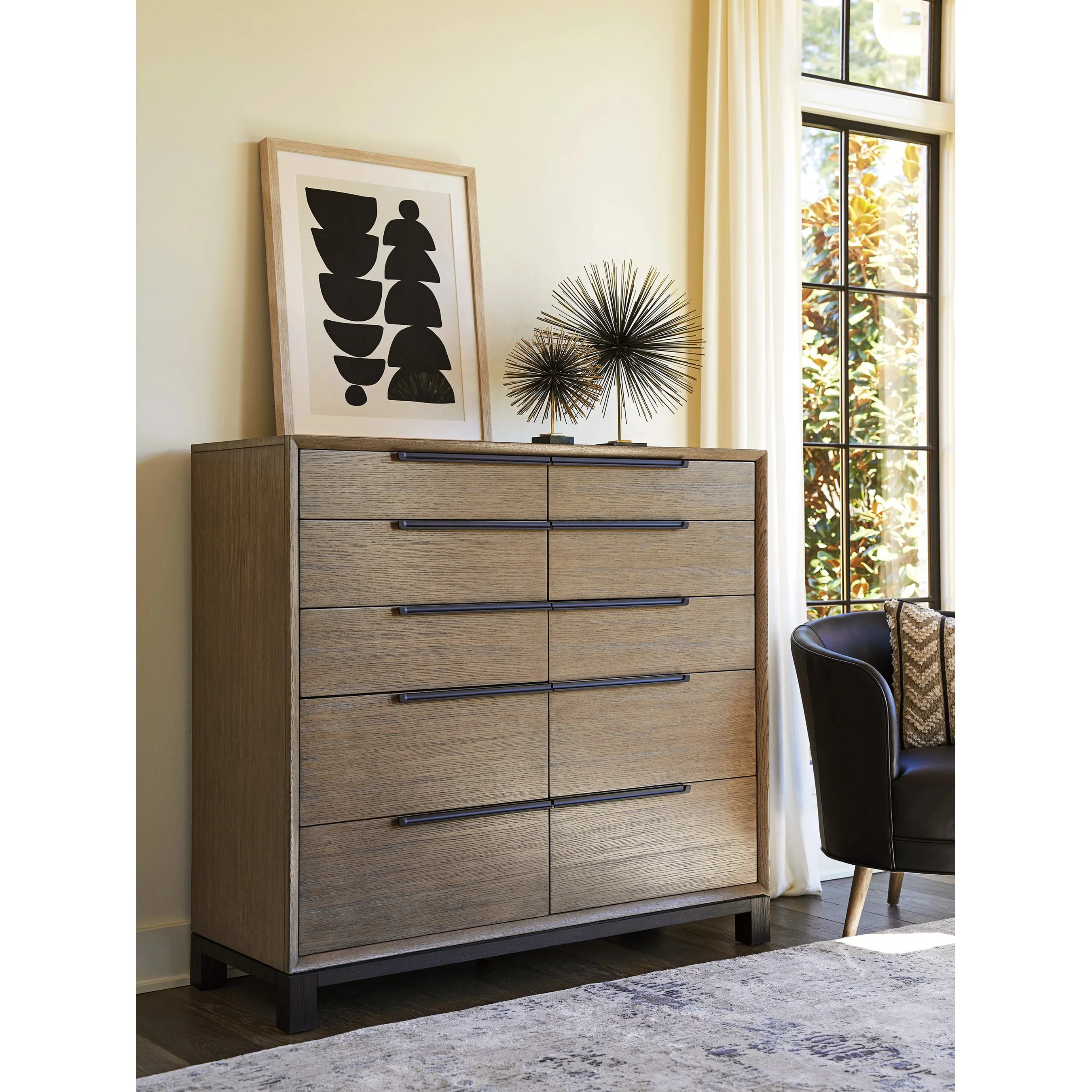 Bretton Gentlemans Chest - Image 4
