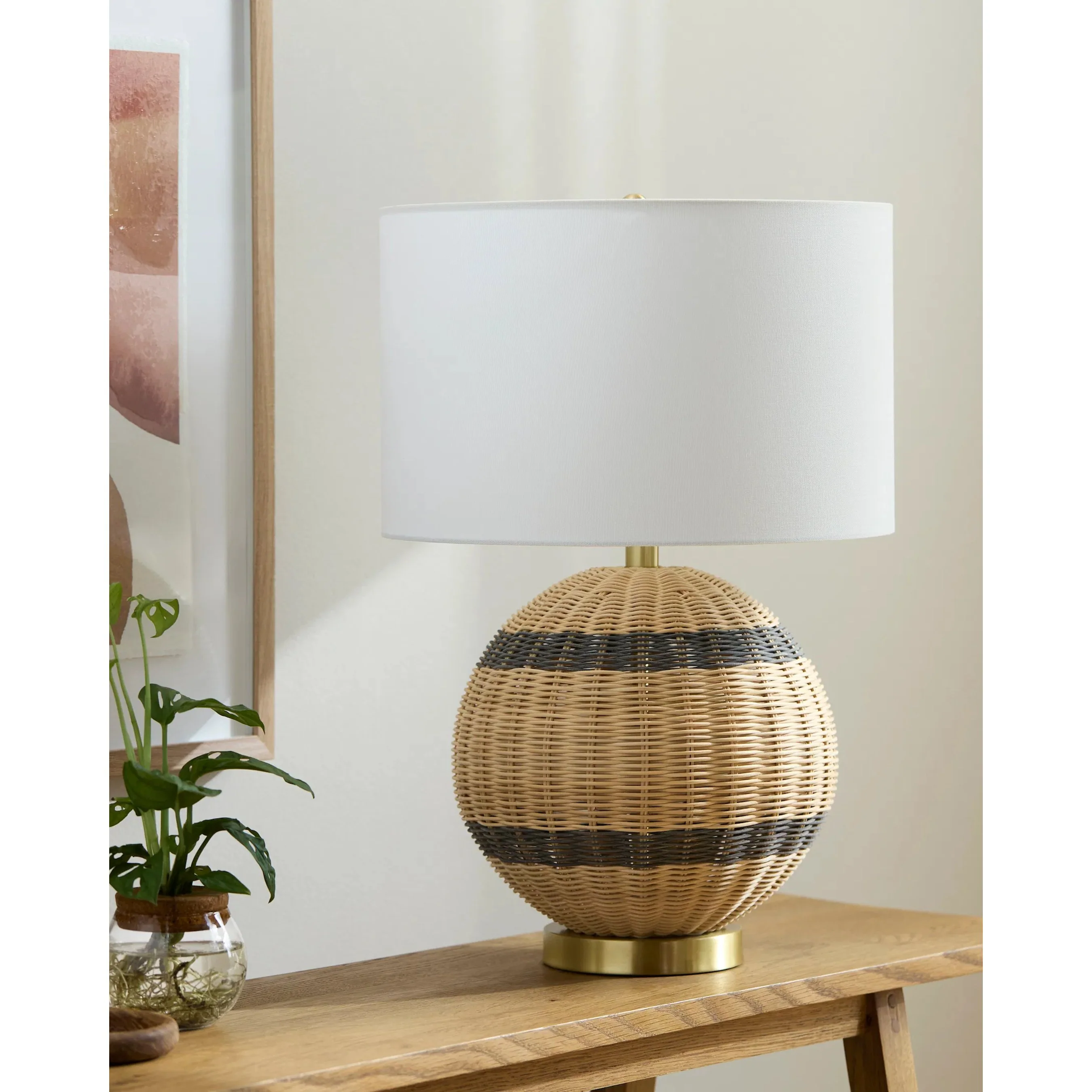 Briec Rattan Accent Lamp - Image 3
