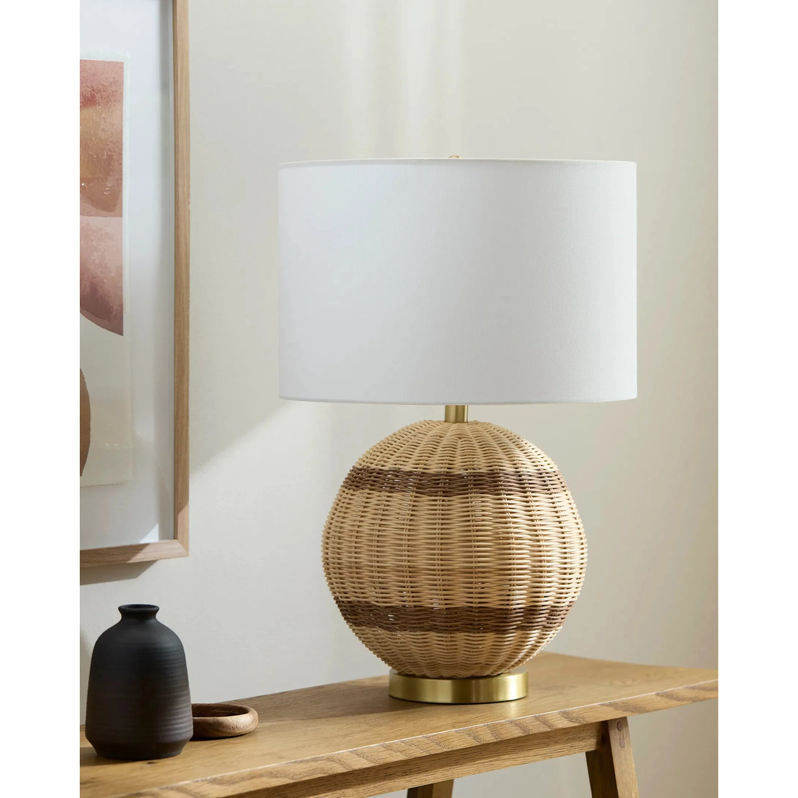 Briec Rattan Accent Lamp - Image 4