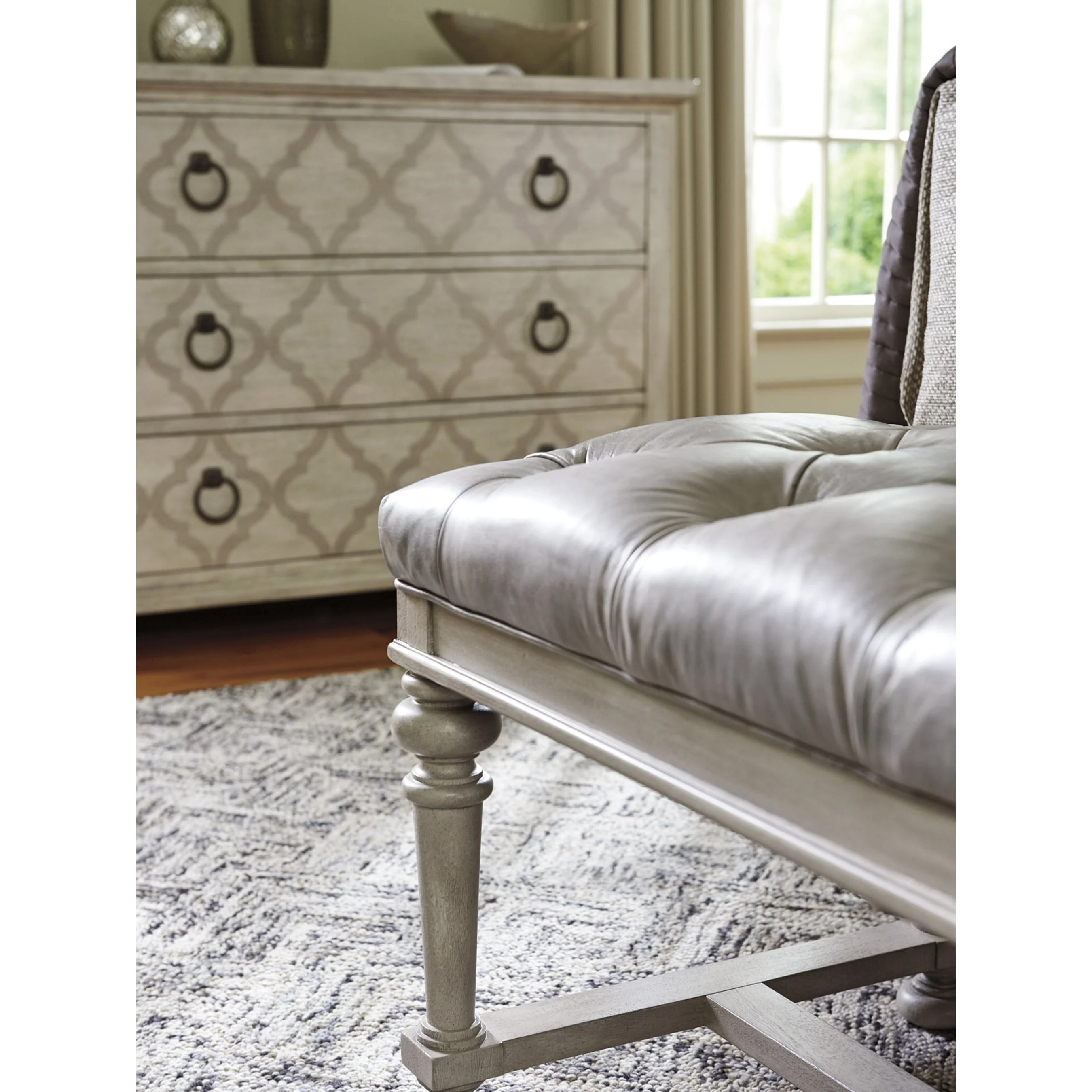 Brookhaven Hall Chest - Image 7