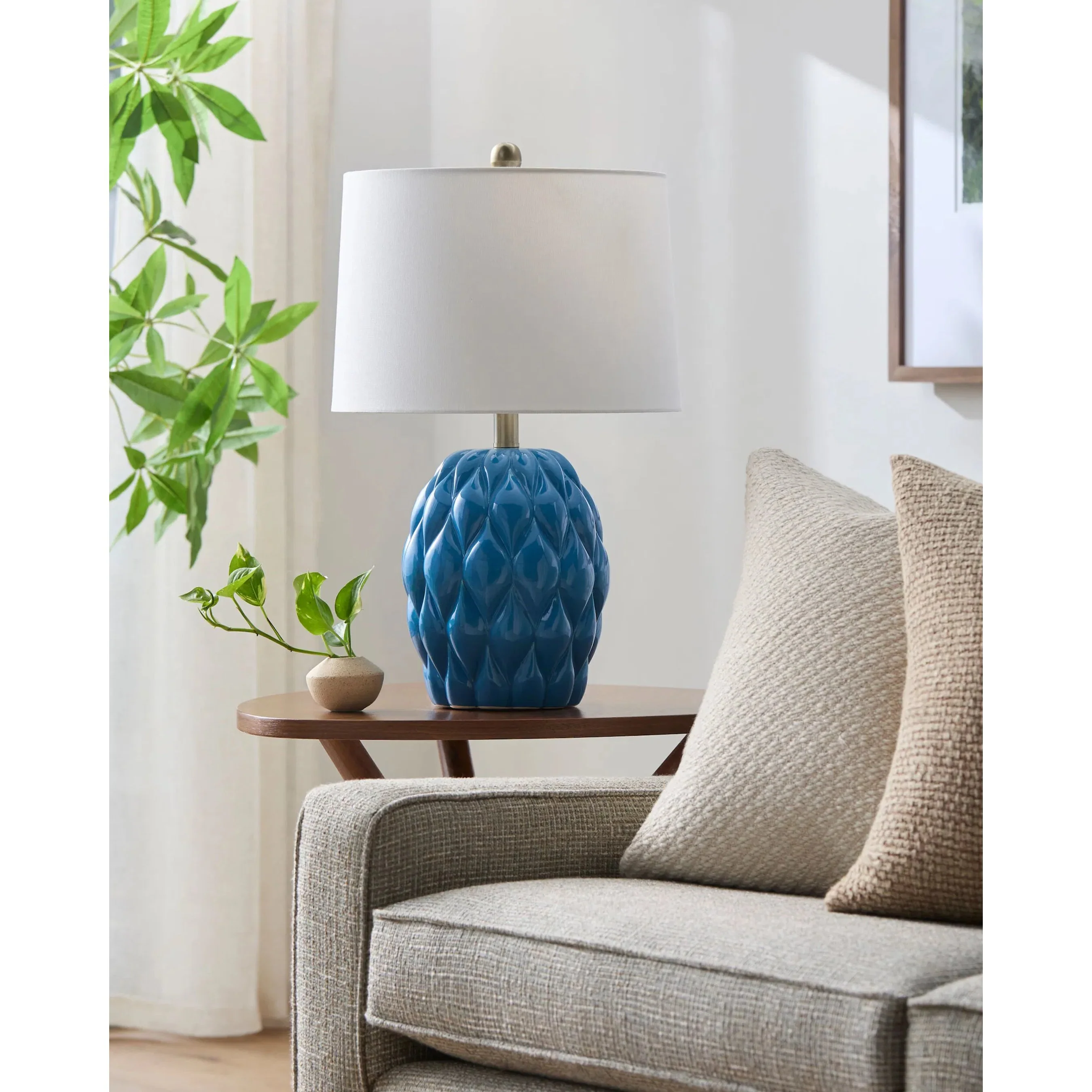 Cagli Accent Table Lamp - Image 11