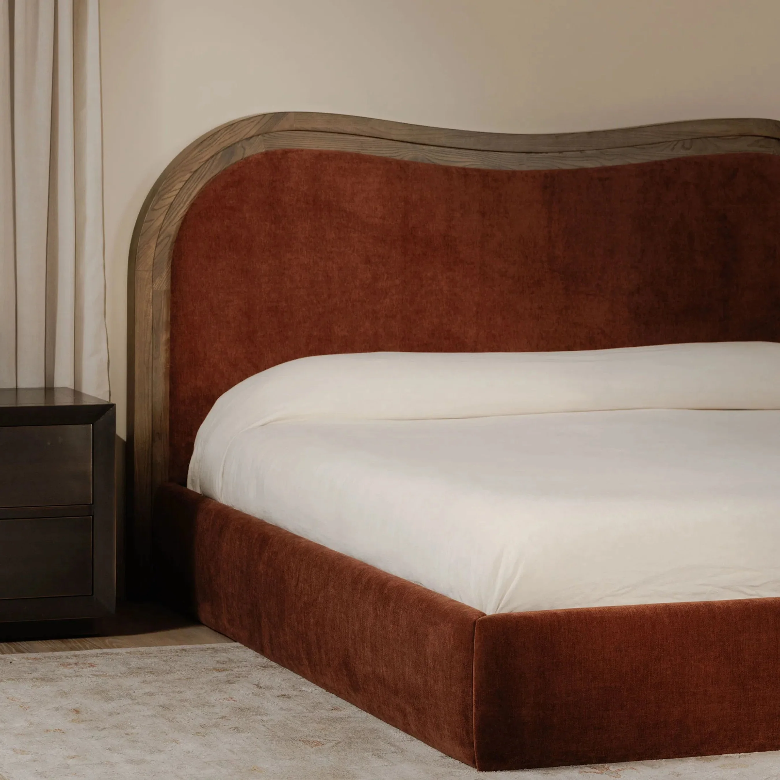 Camilla Bed - Image 13