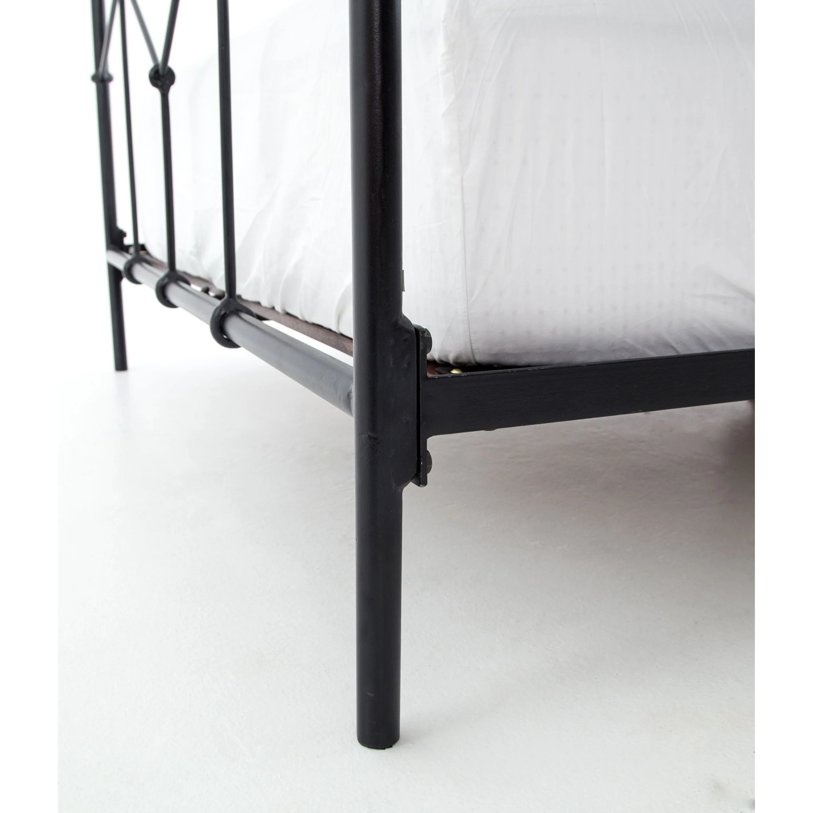 Casey Bed - Image 9