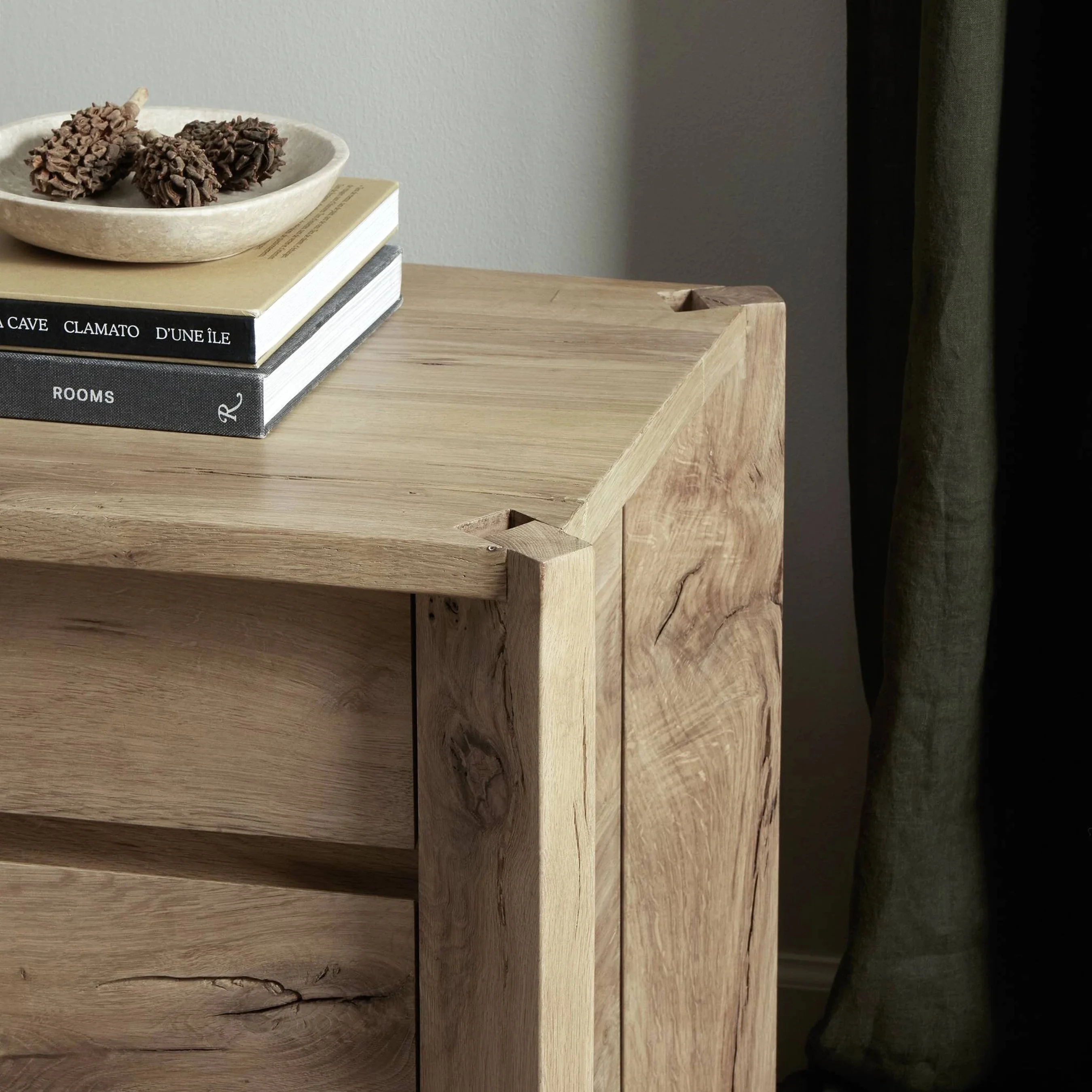 Cassio Nightstand - Image 13