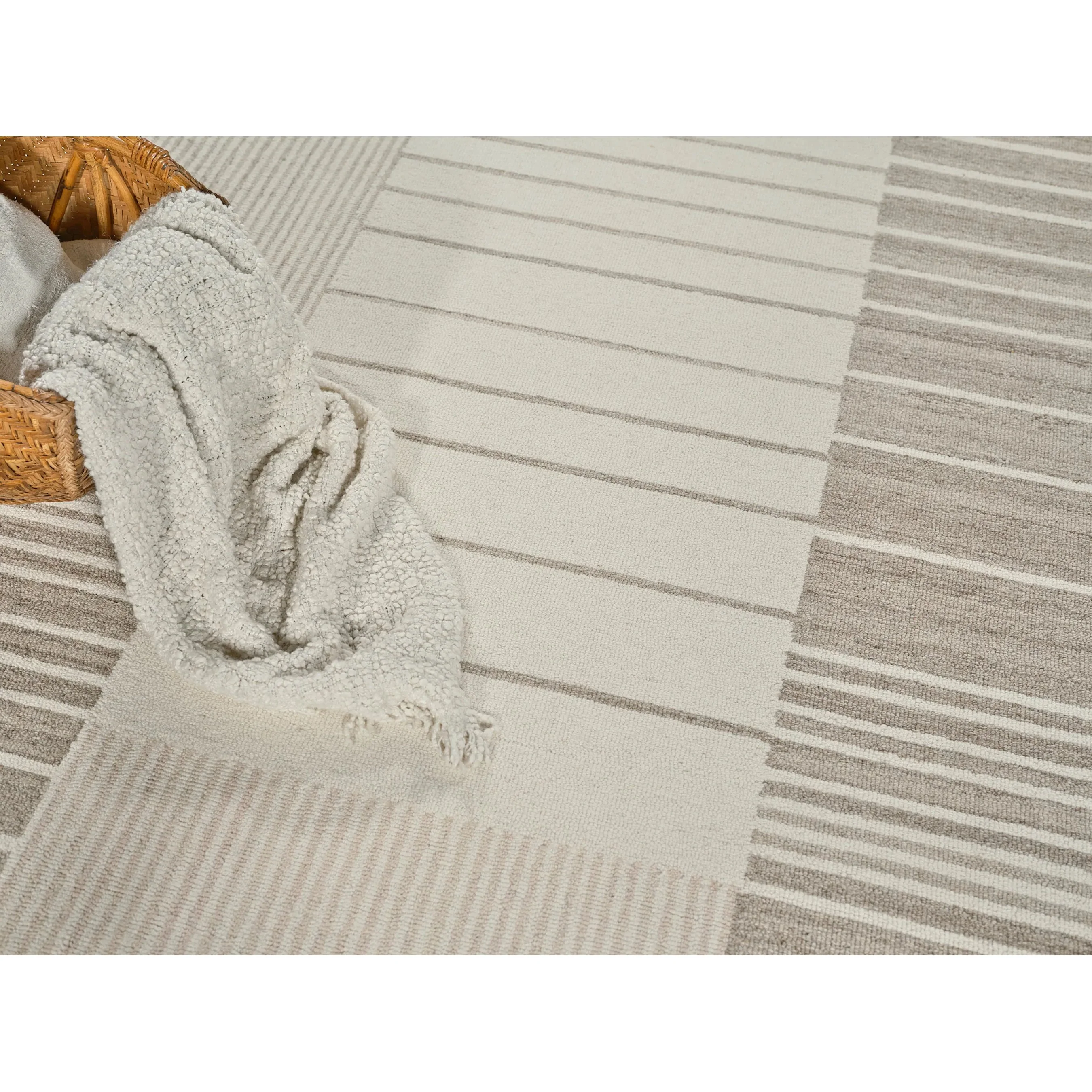 Castine Rug - Image 17
