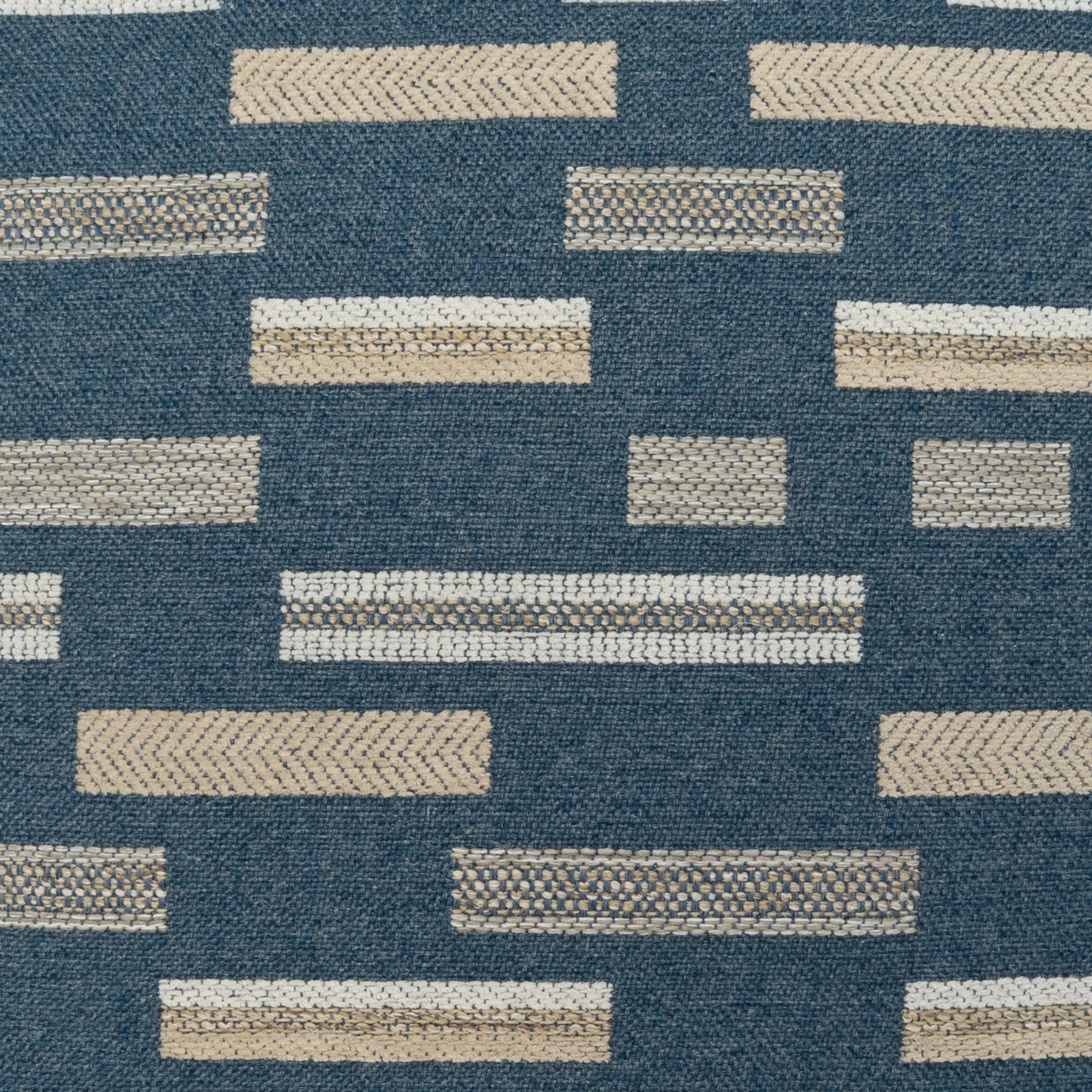 Celo Pillow - Image 4