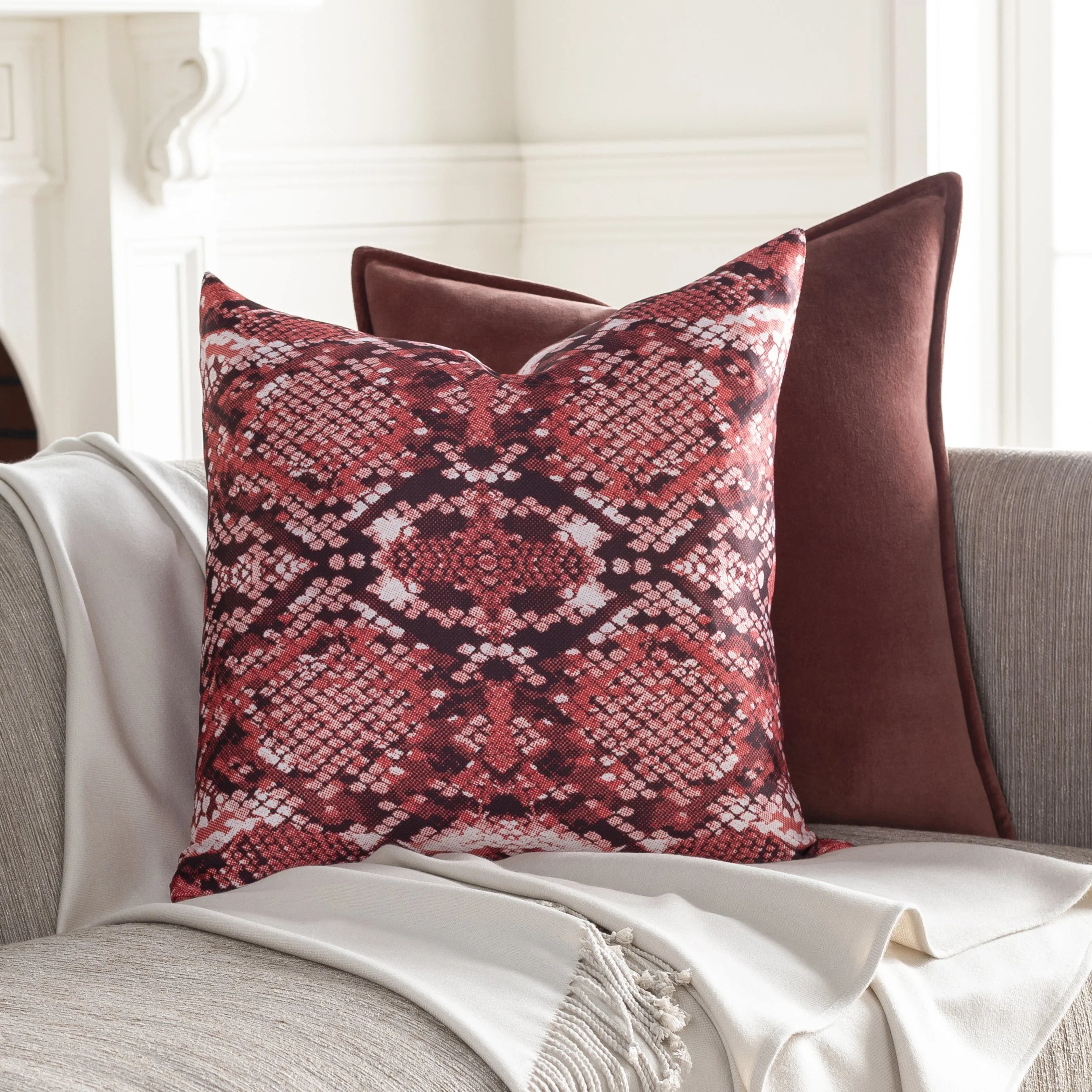 Chloe Pillow - 31769 - Image 4