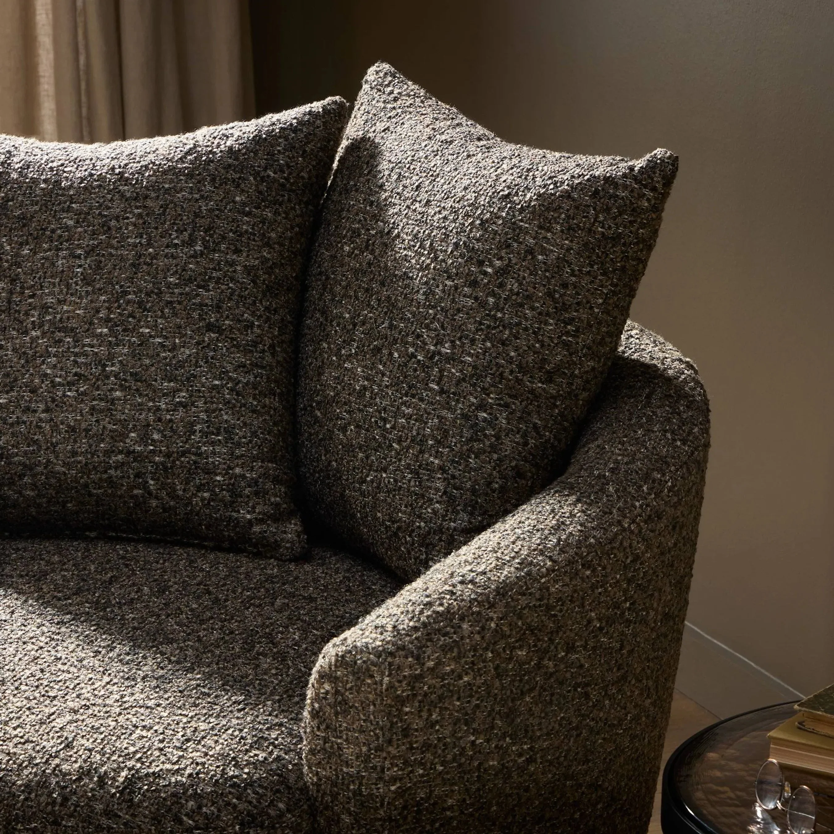 Chloe Swivel Chair - Image 13