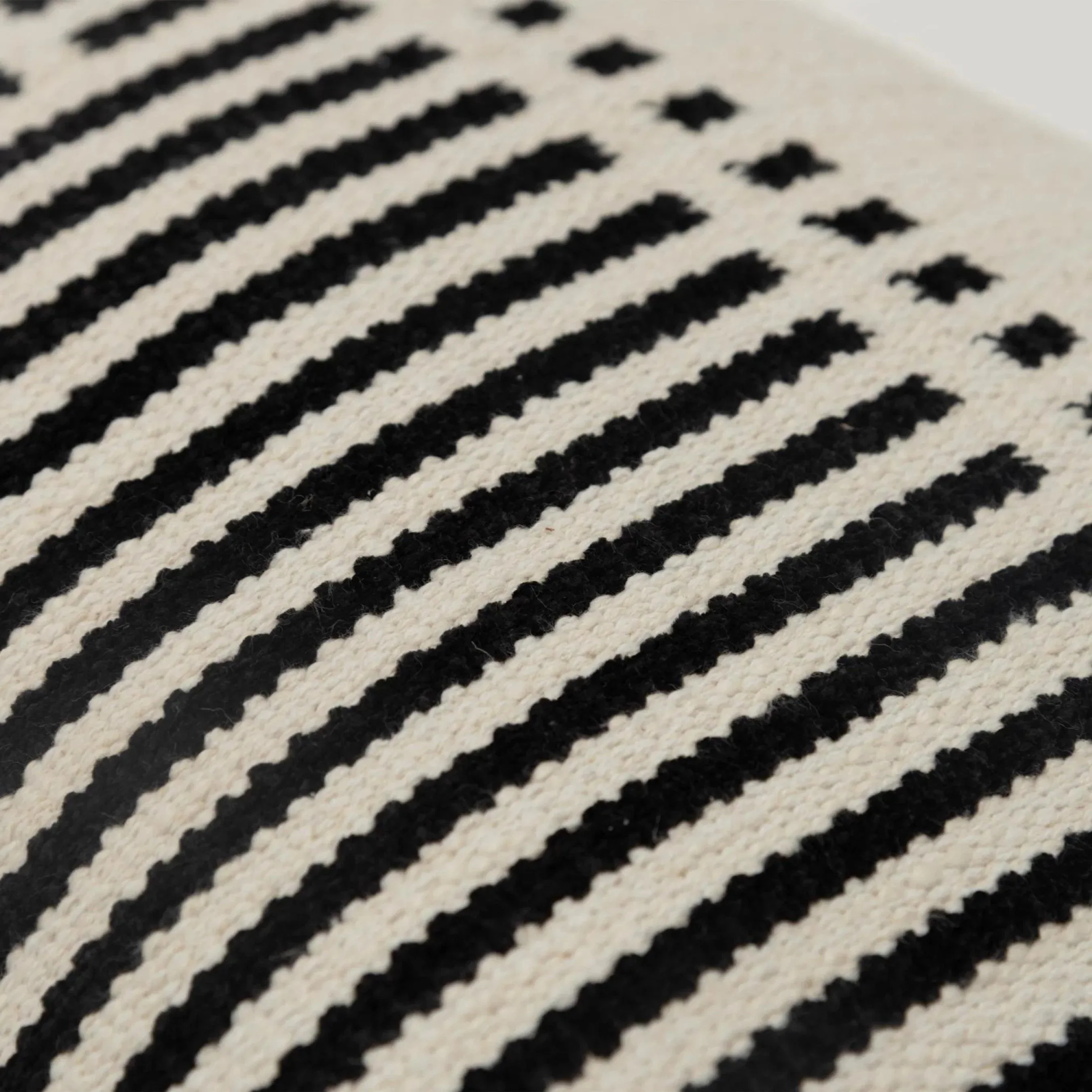 Clifton Pillow - Image 2