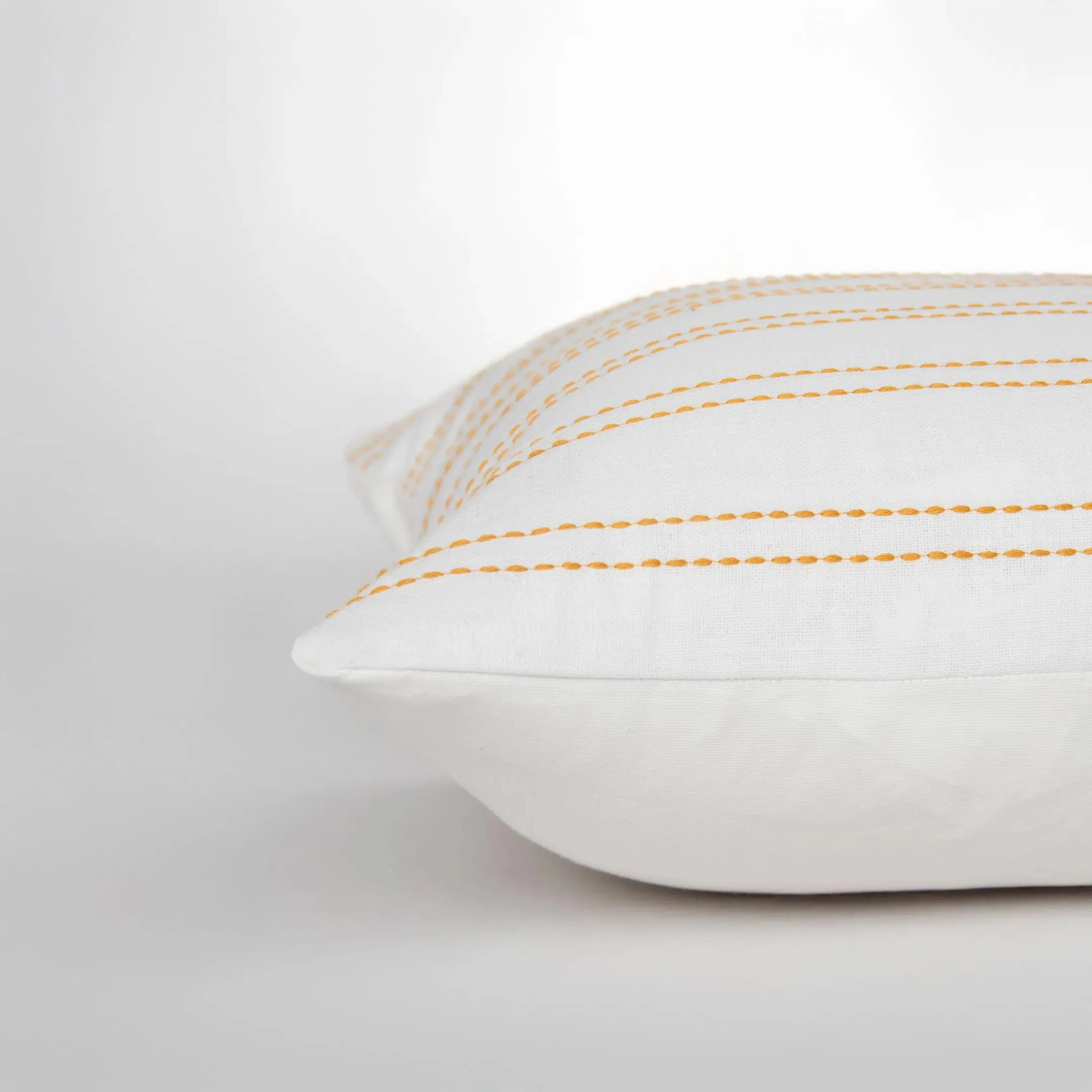 Clinton Pillow - Image 15