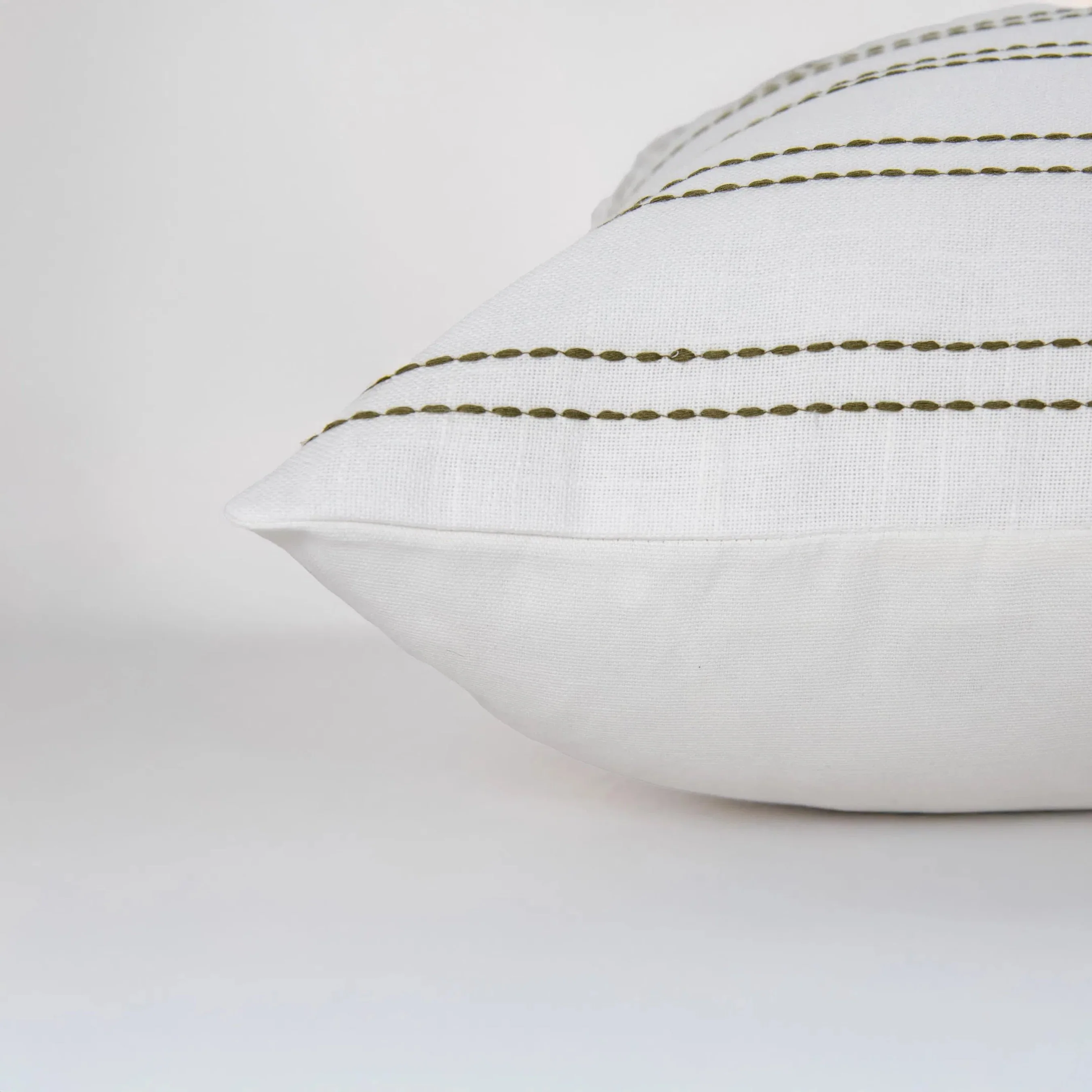 Clinton Pillow - Image 9