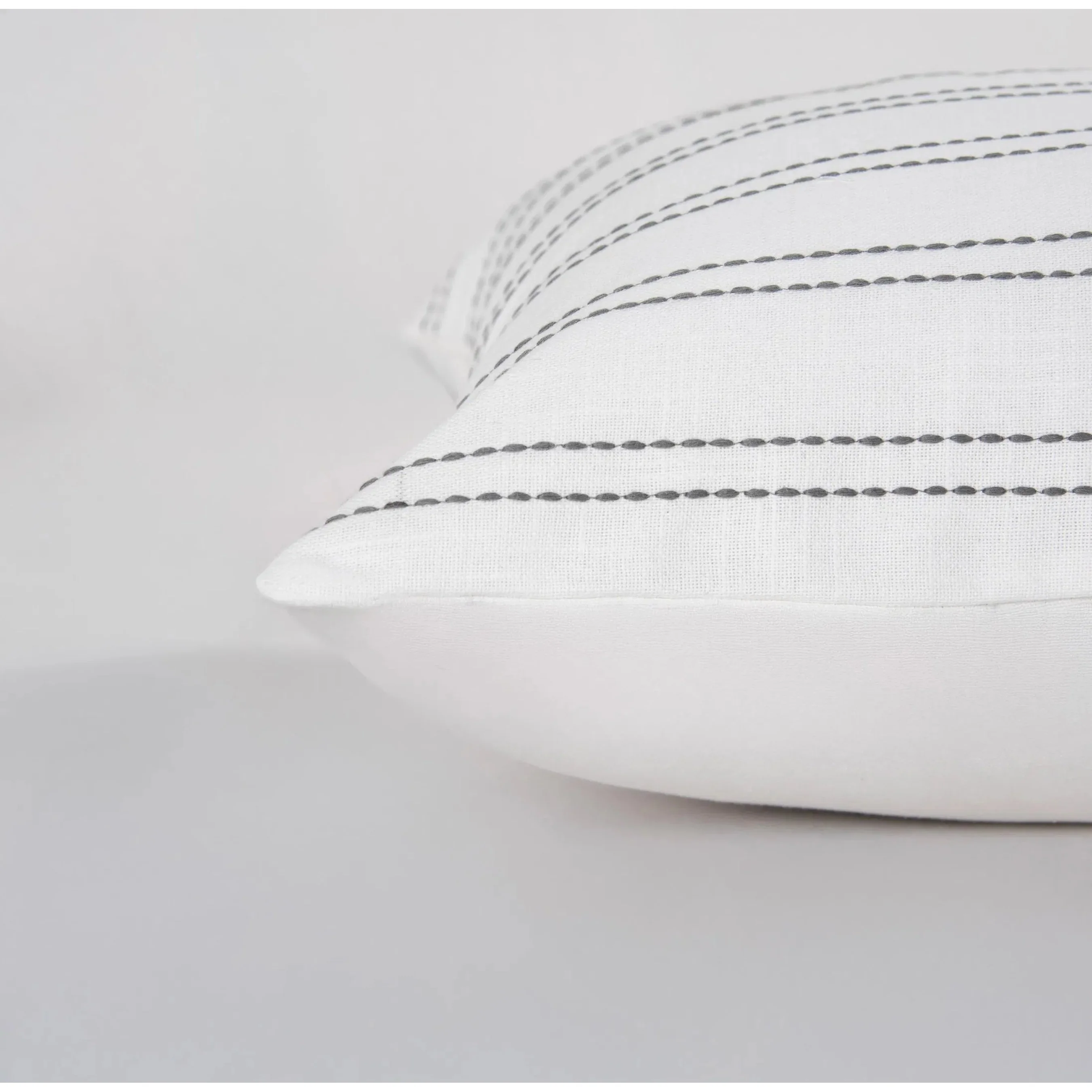 Clinton Pillow - Image 3