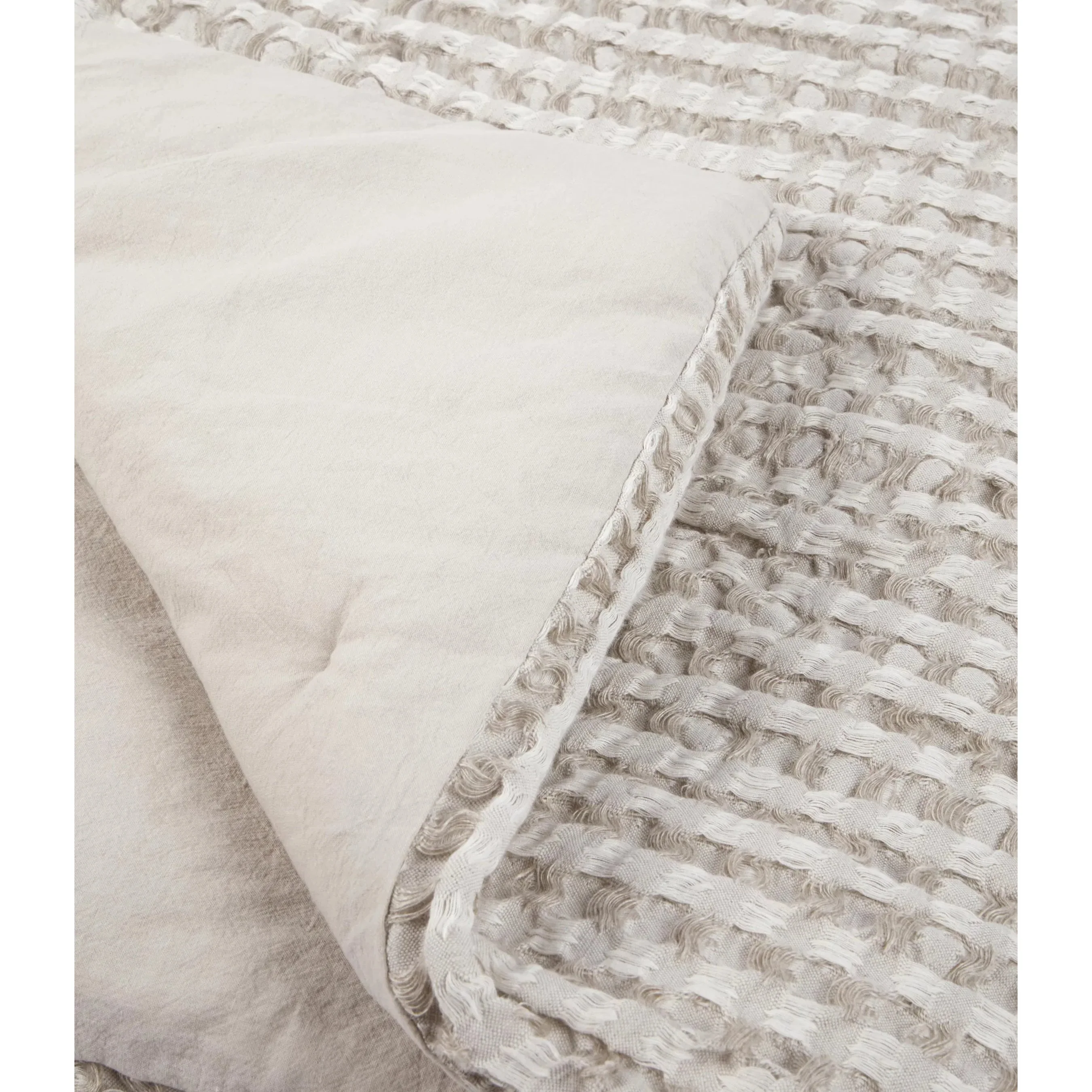 Colmar Natural Quilt - Image 7