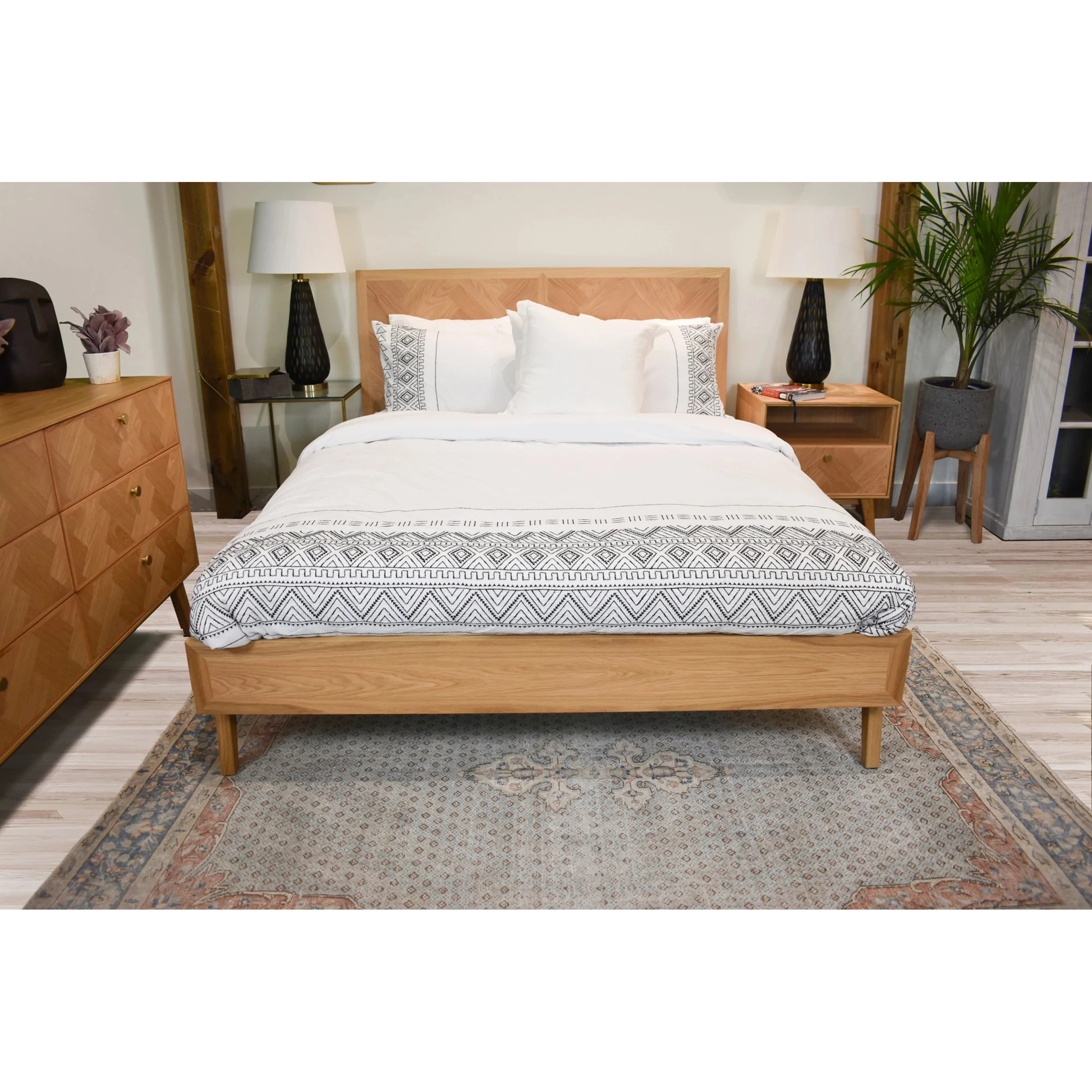 Colton Bed - Image 8