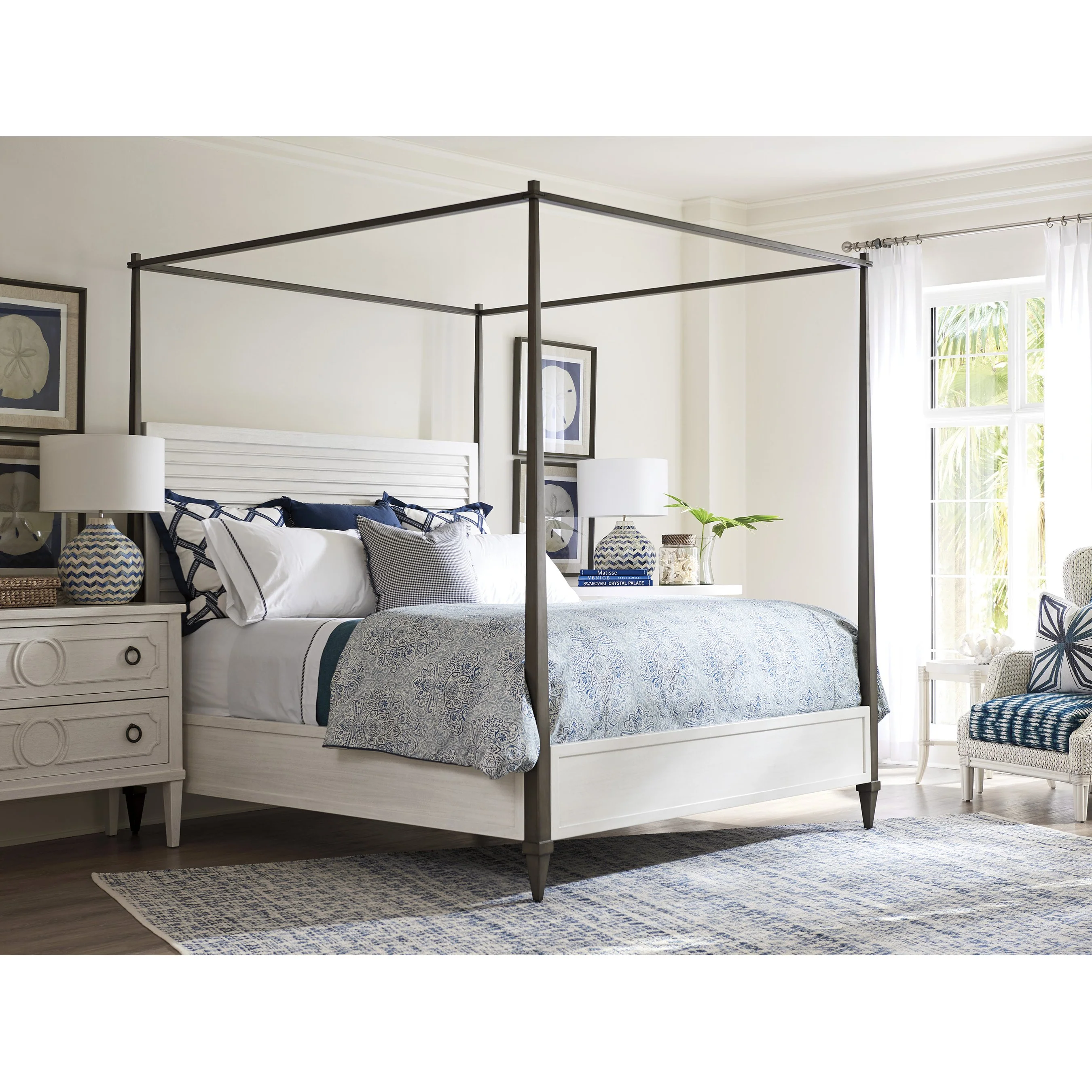 Coral Gables Poster Bed - Image 2