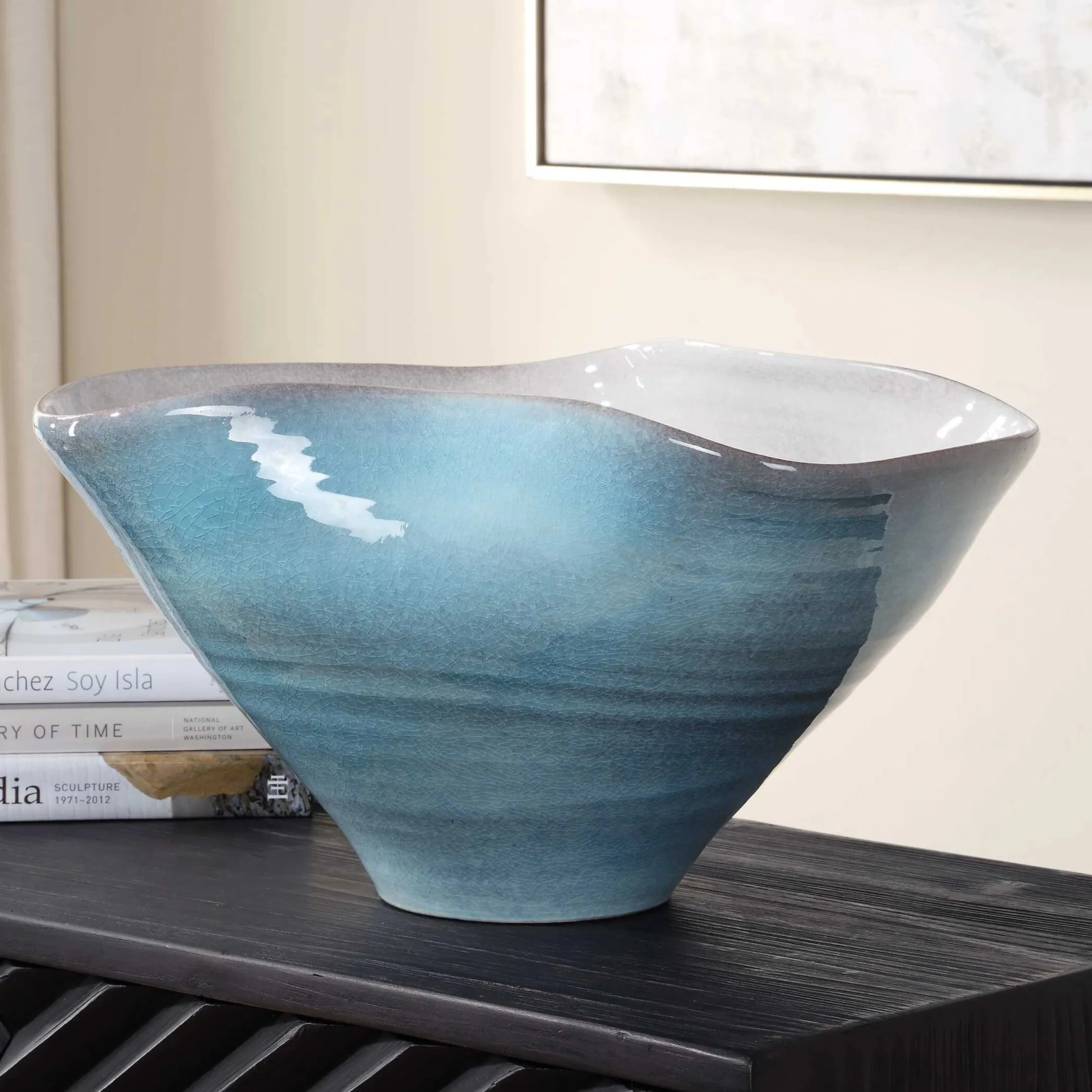 Crest Ceramic Bowl - Image 3