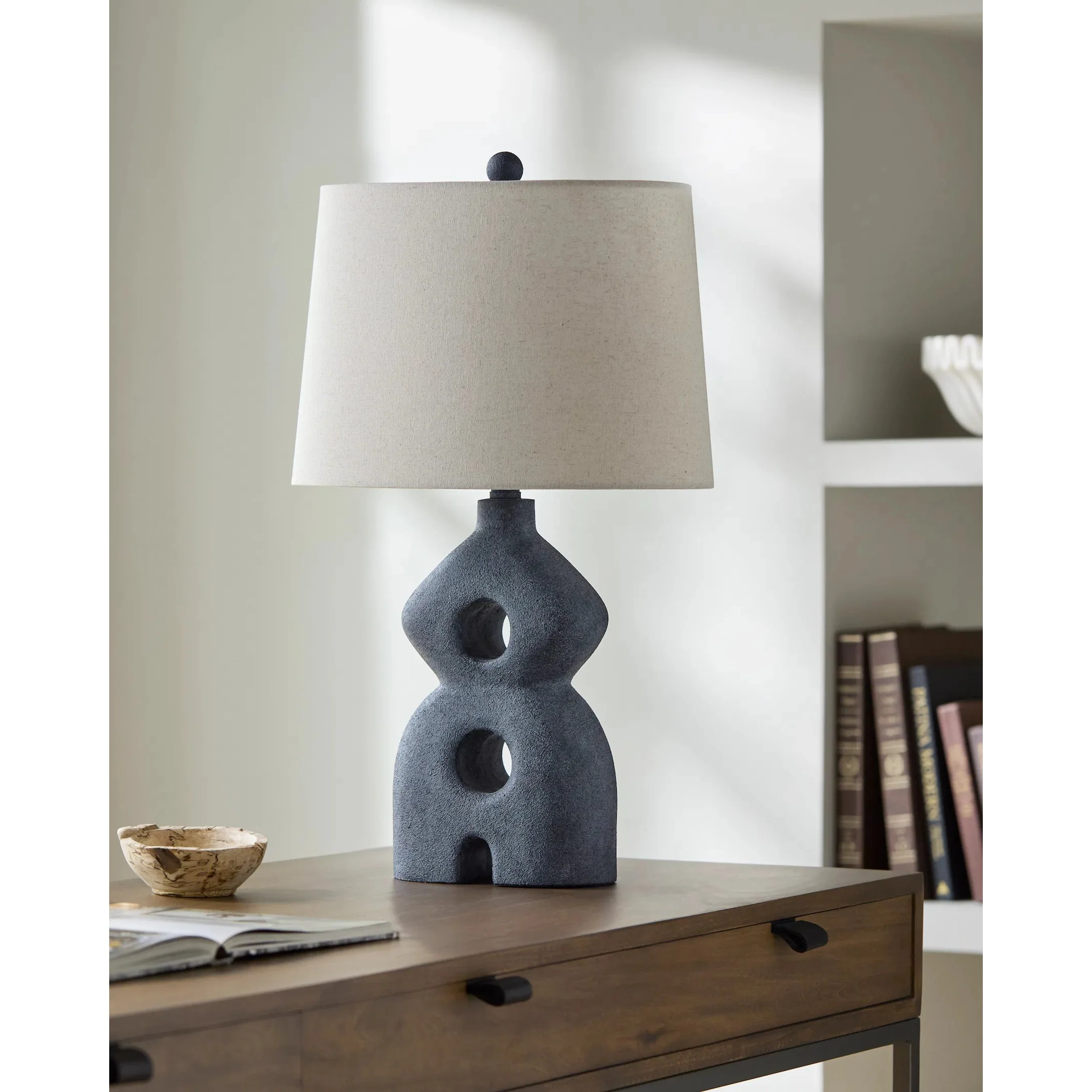 Cueli Accent Table Lamp - Image 2