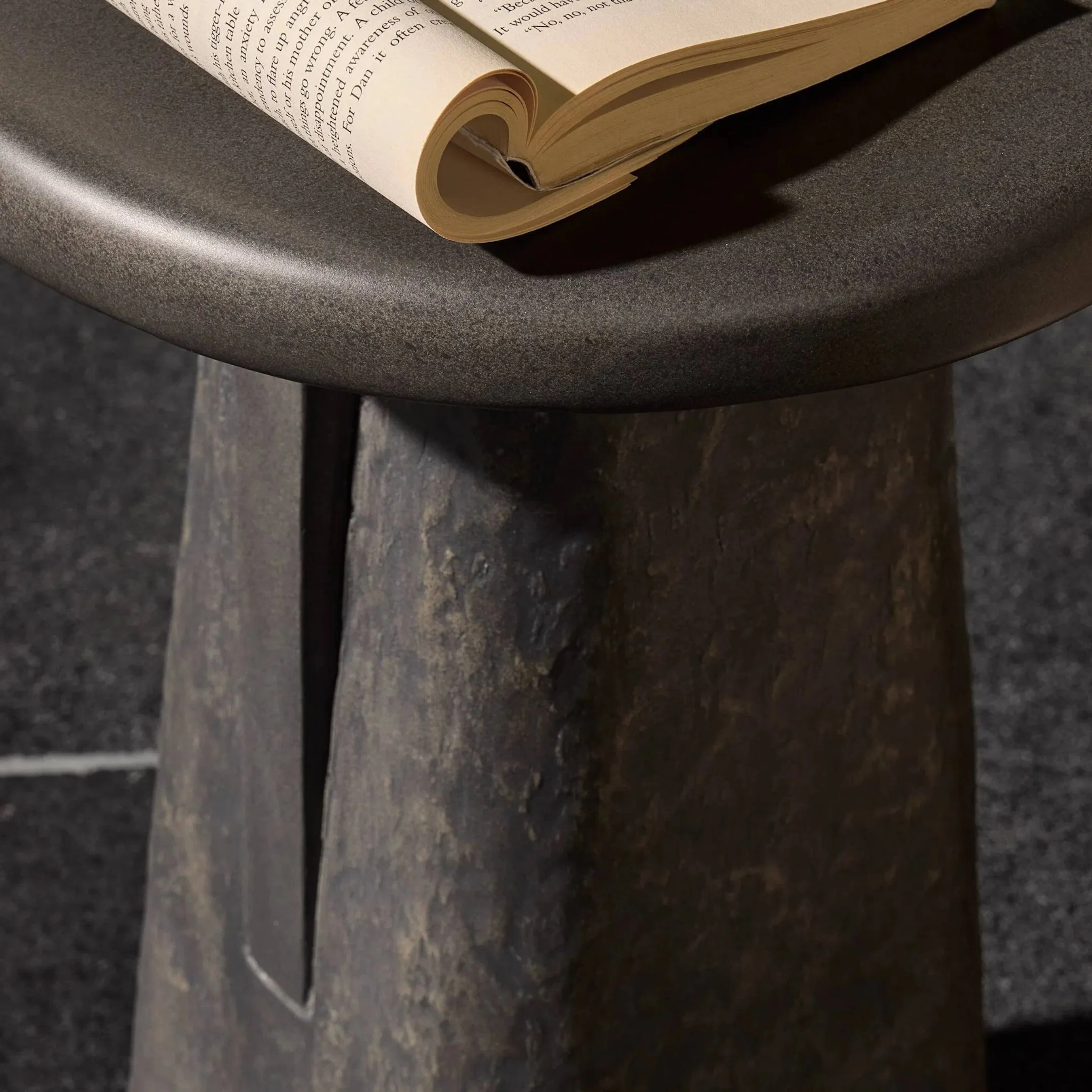 Daro Outdoor End Table - Image 8