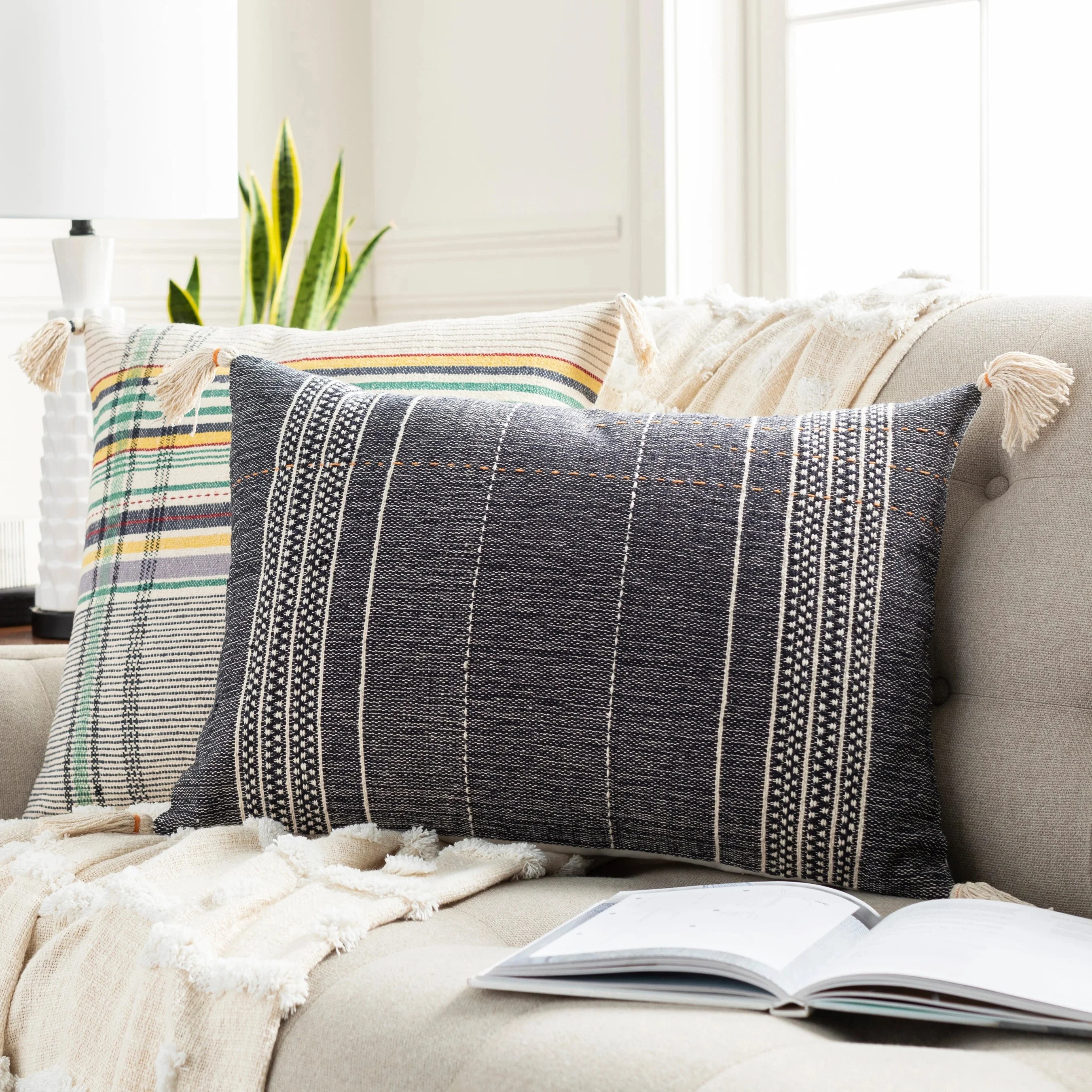 Dashing Pillow - 23206 - Image 8