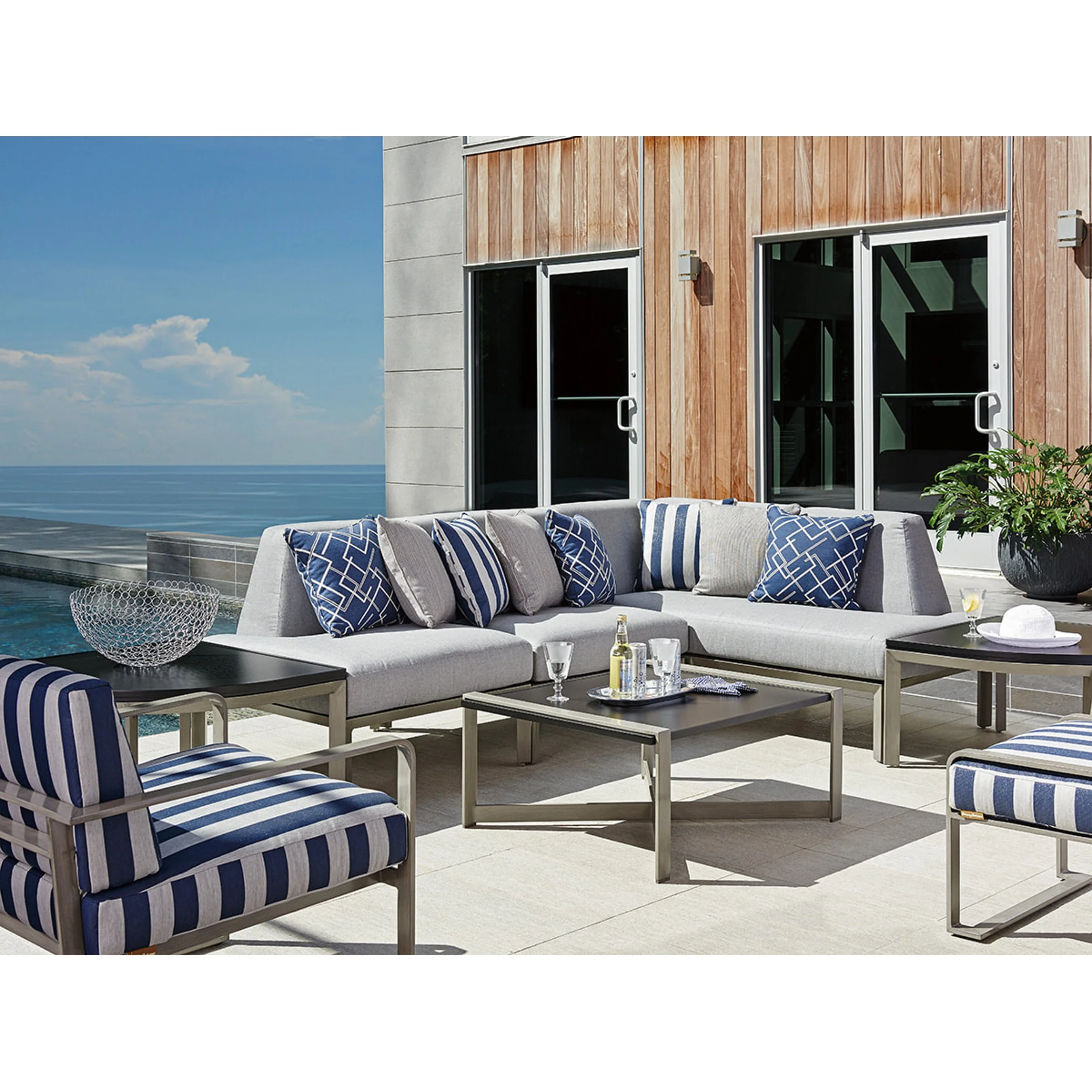 Del Mar Sectional Corner Table - Image 7